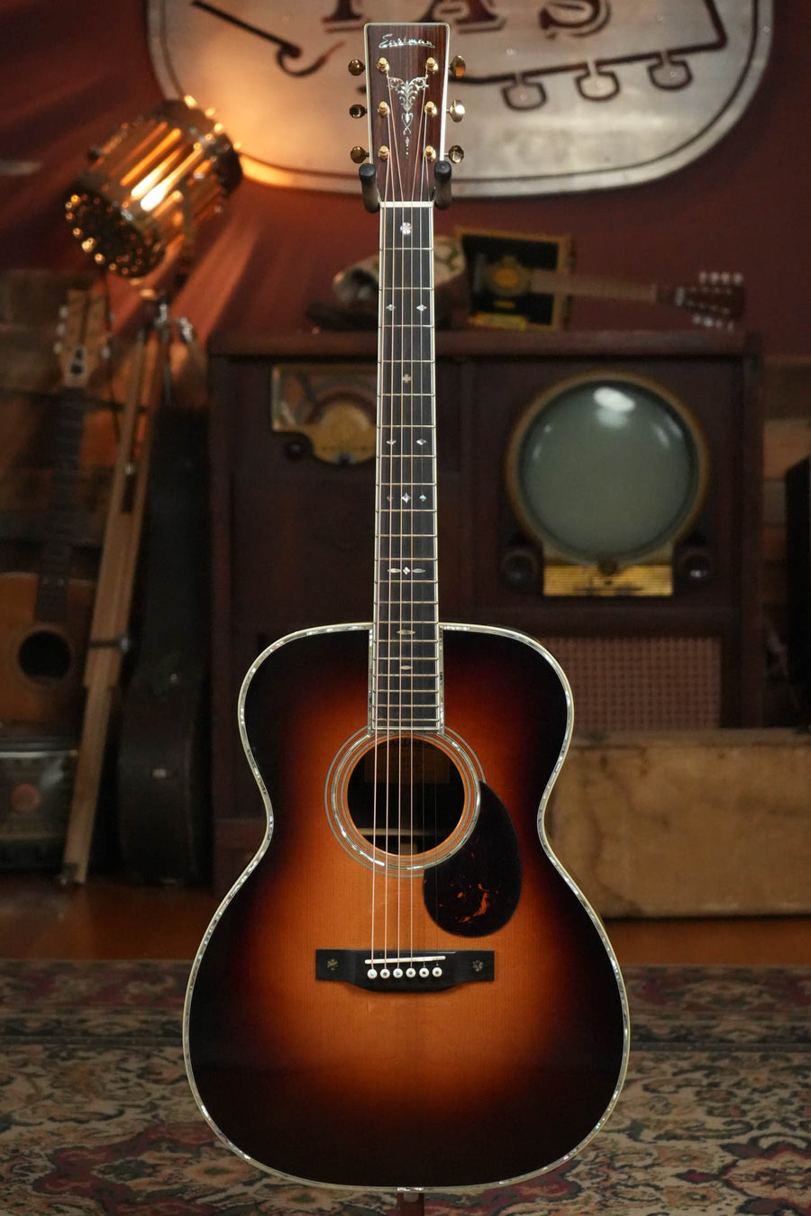Eastman E40OM-TC-SB Orchestra Model Sunburst Acoustic Guitar #4401