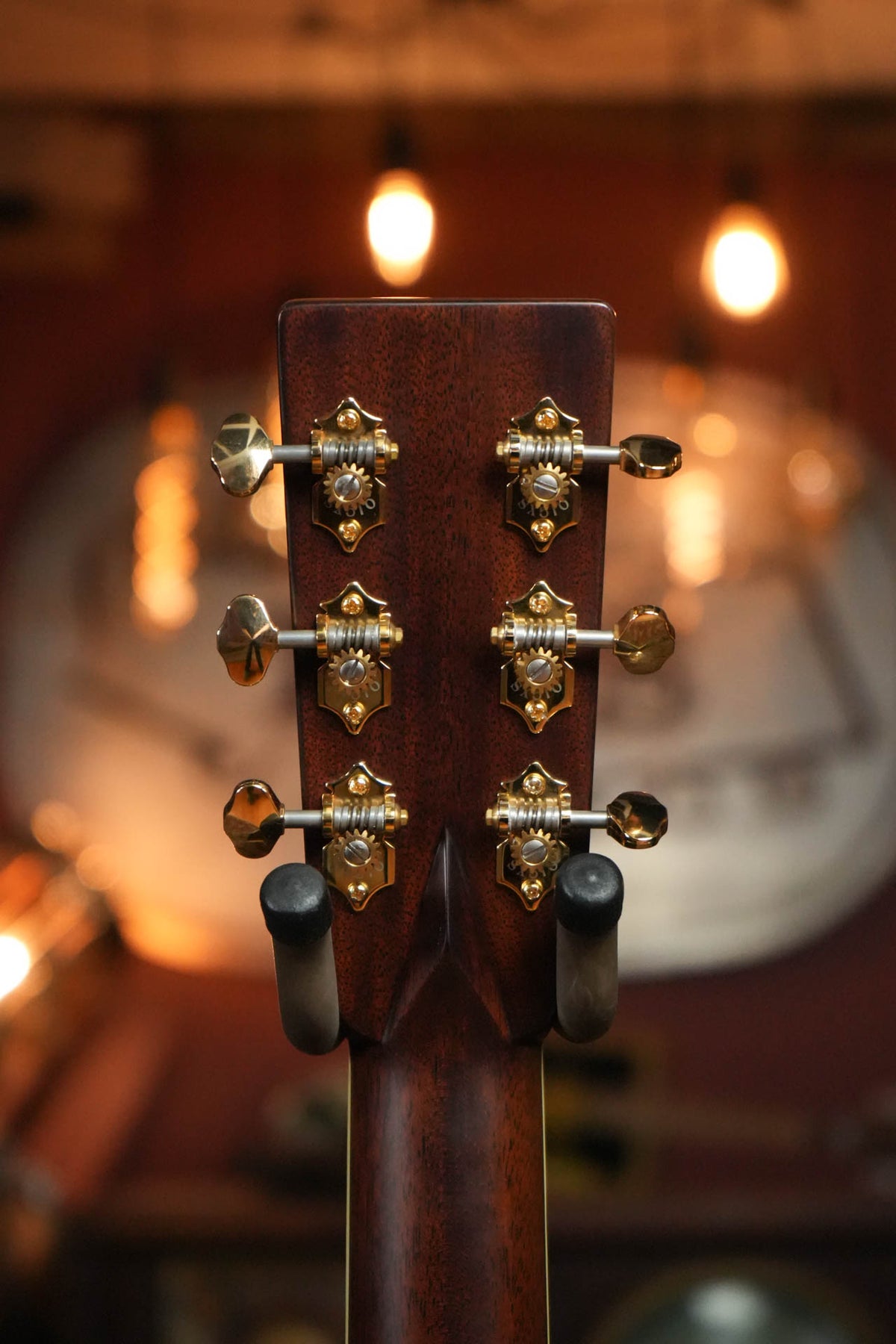 Eastman E40OM-TC-SB Orchestra Model Sunburst Acoustic Guitar #4401