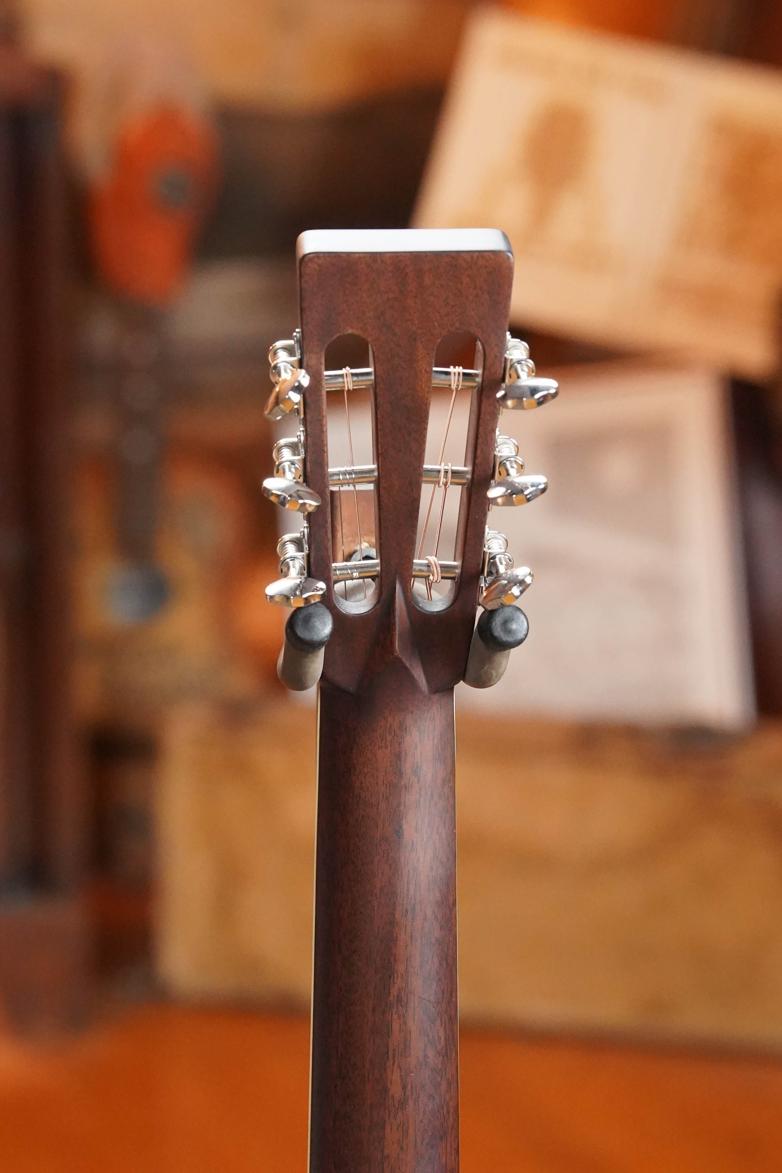 Eastman E40OO-MR-TC-SB AAA Grade Adirondack/Madagascar Rosewood Sunburst OO Acoustic Guitar #8266
