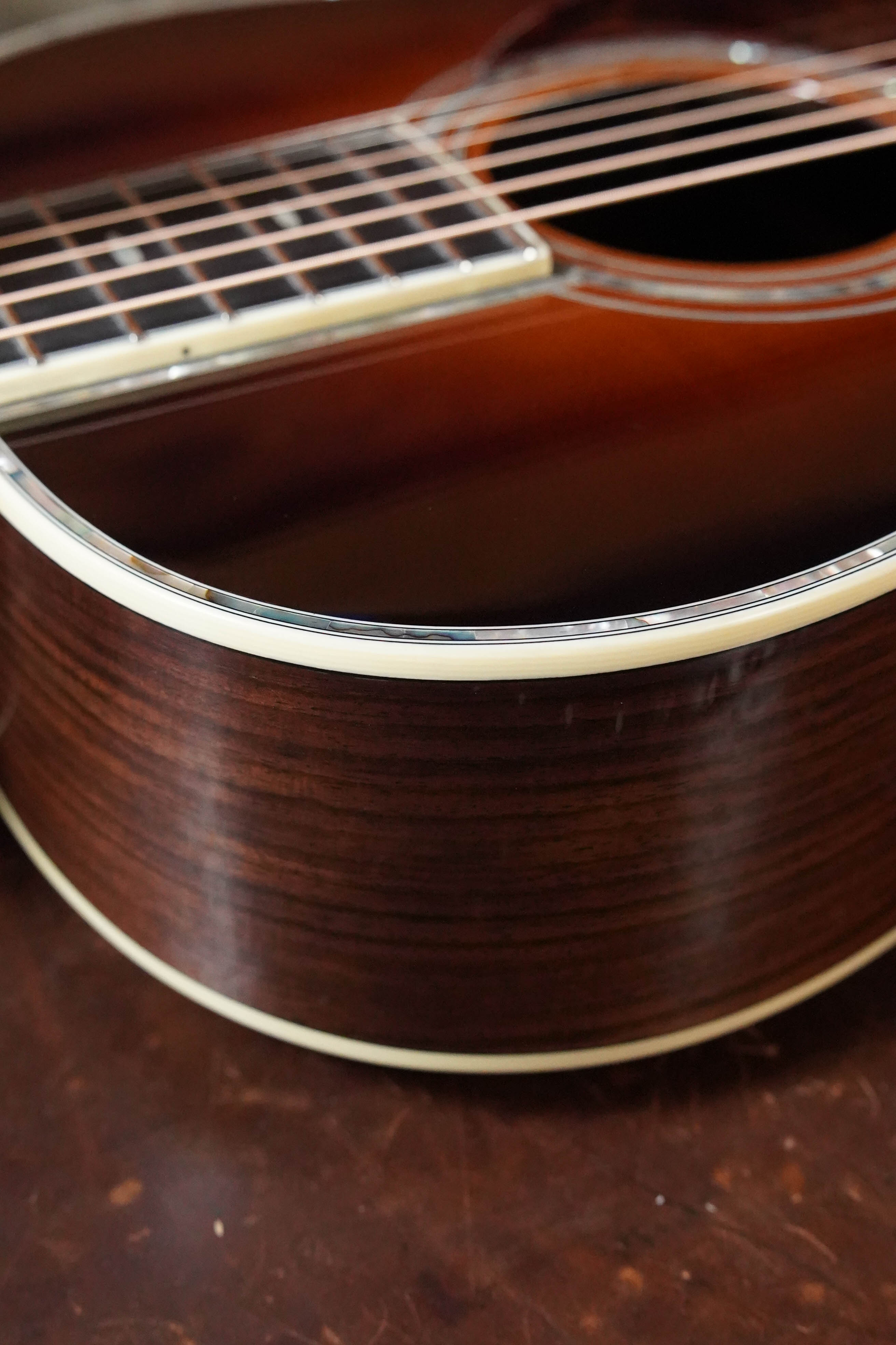 Eastman E40OO-MR-TC-SB AAA Grade Adirondack/Madagascar Rosewood Sunburst OO Acoustic Guitar #8266