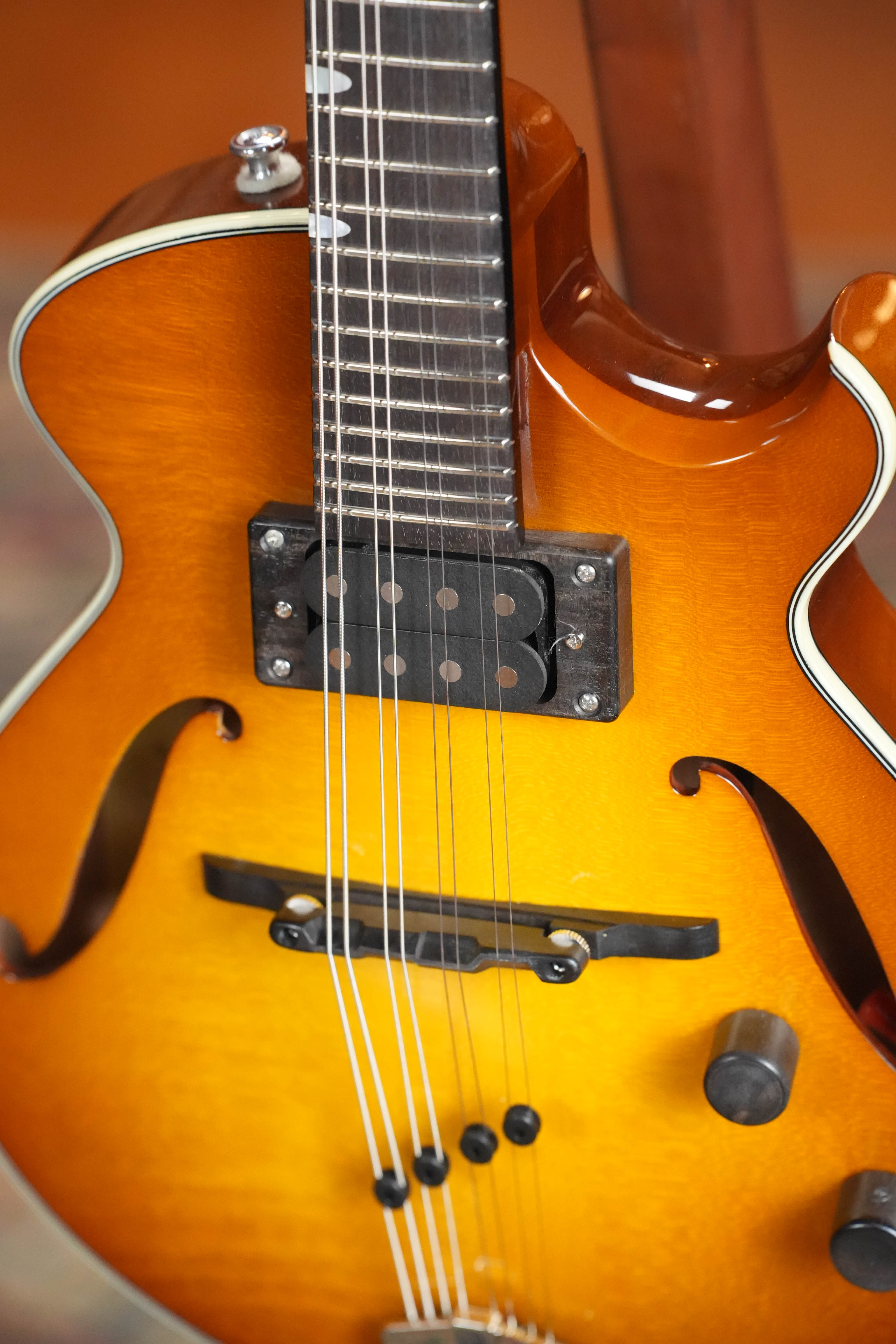 Eastman ER-M-GB Goldburst El Rey Mandolin #0211