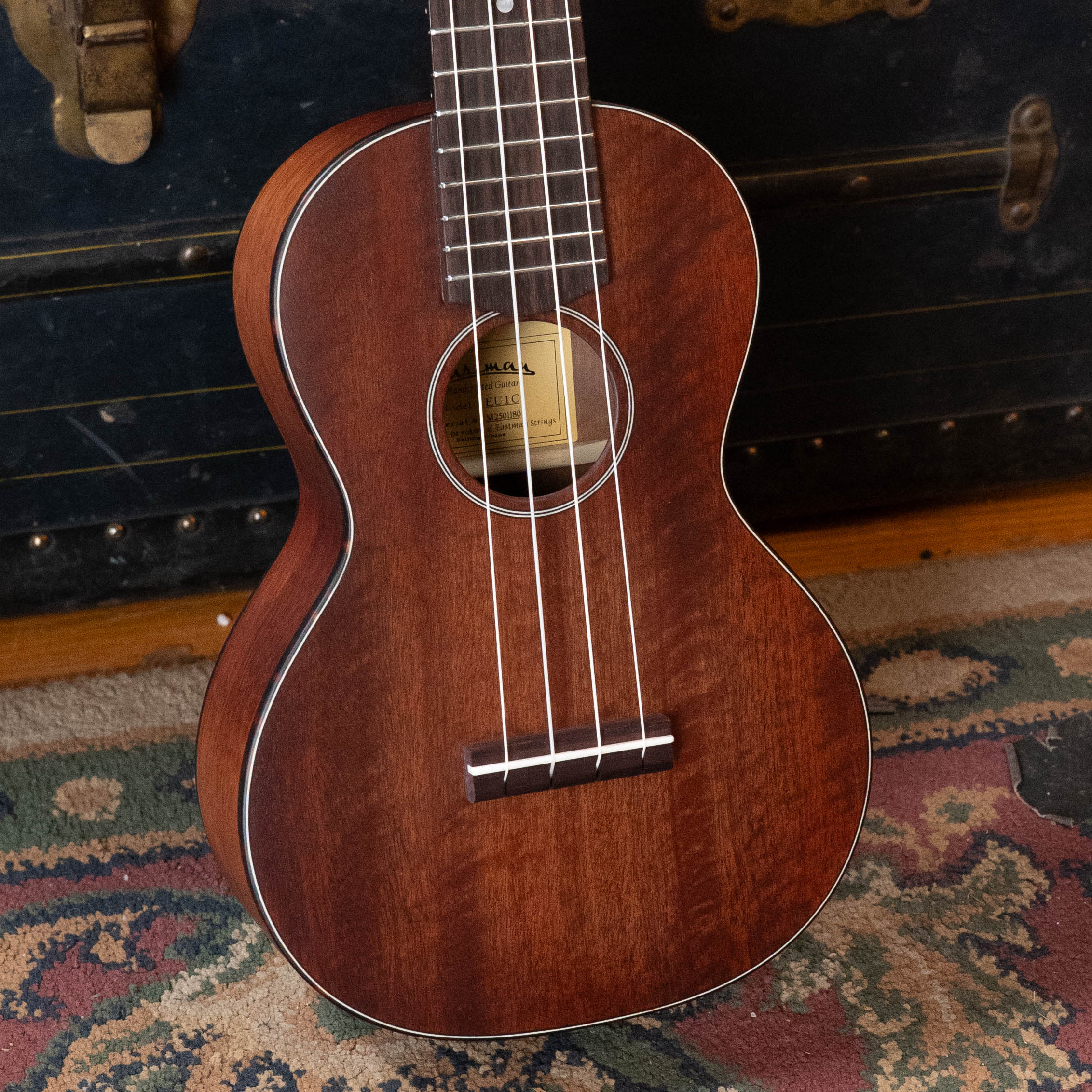 Eastman EU1-C Sitka/Ovangkol Concert Ukulele #1180
