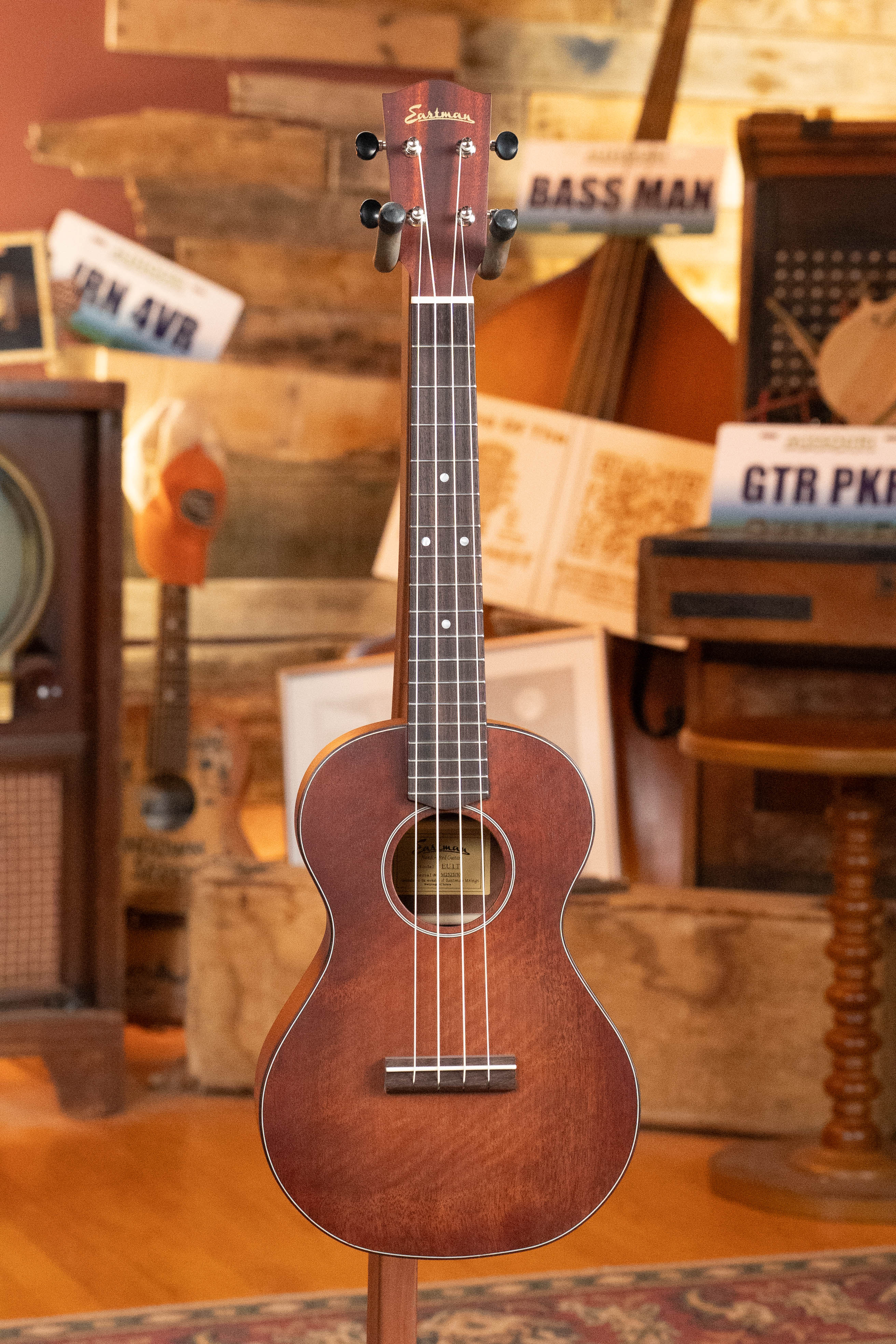 Eastman EU1-T All Solid Mahogany Tenor Ukulele #5150