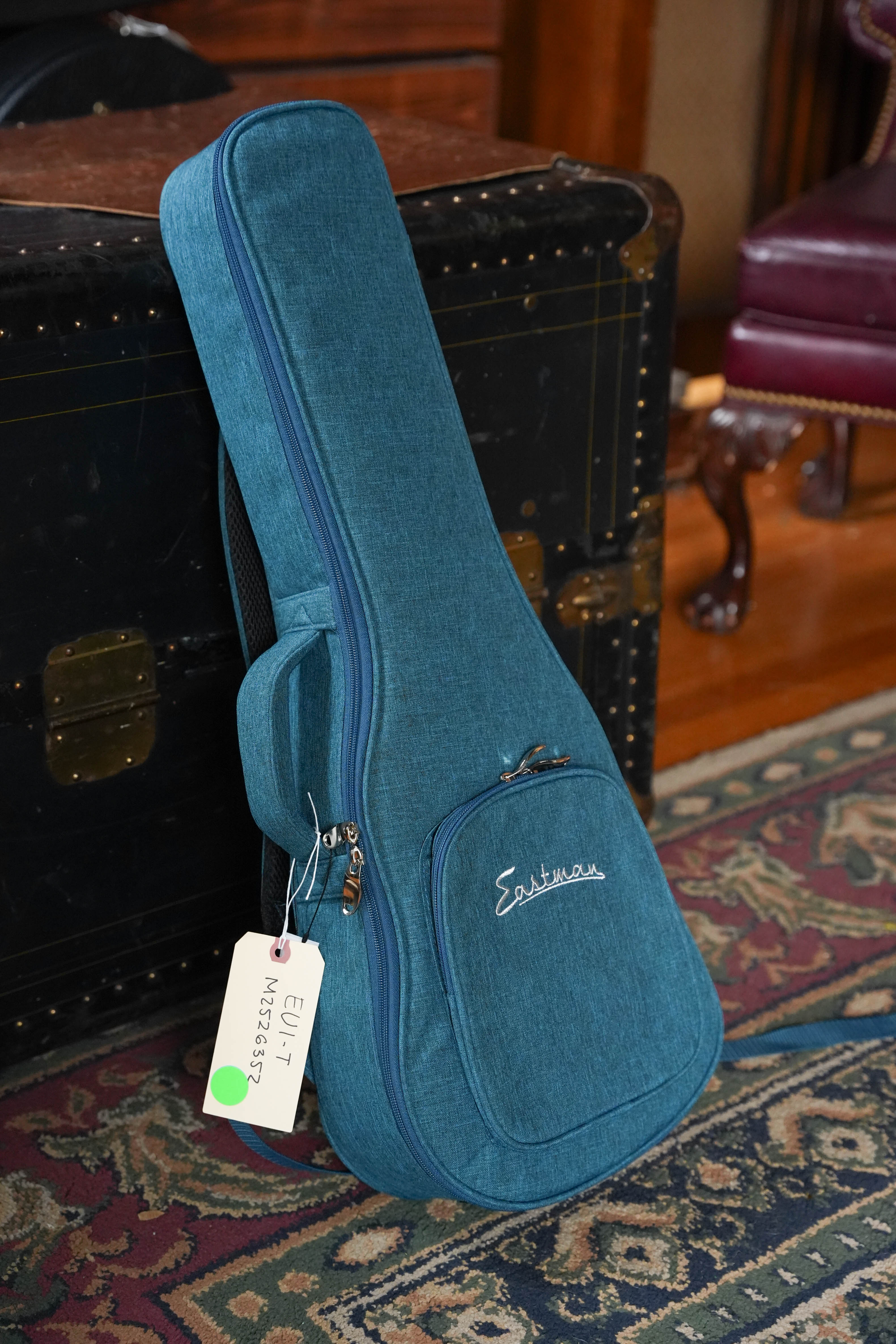 Eastman EU1-T Tenor Ukulele #6352