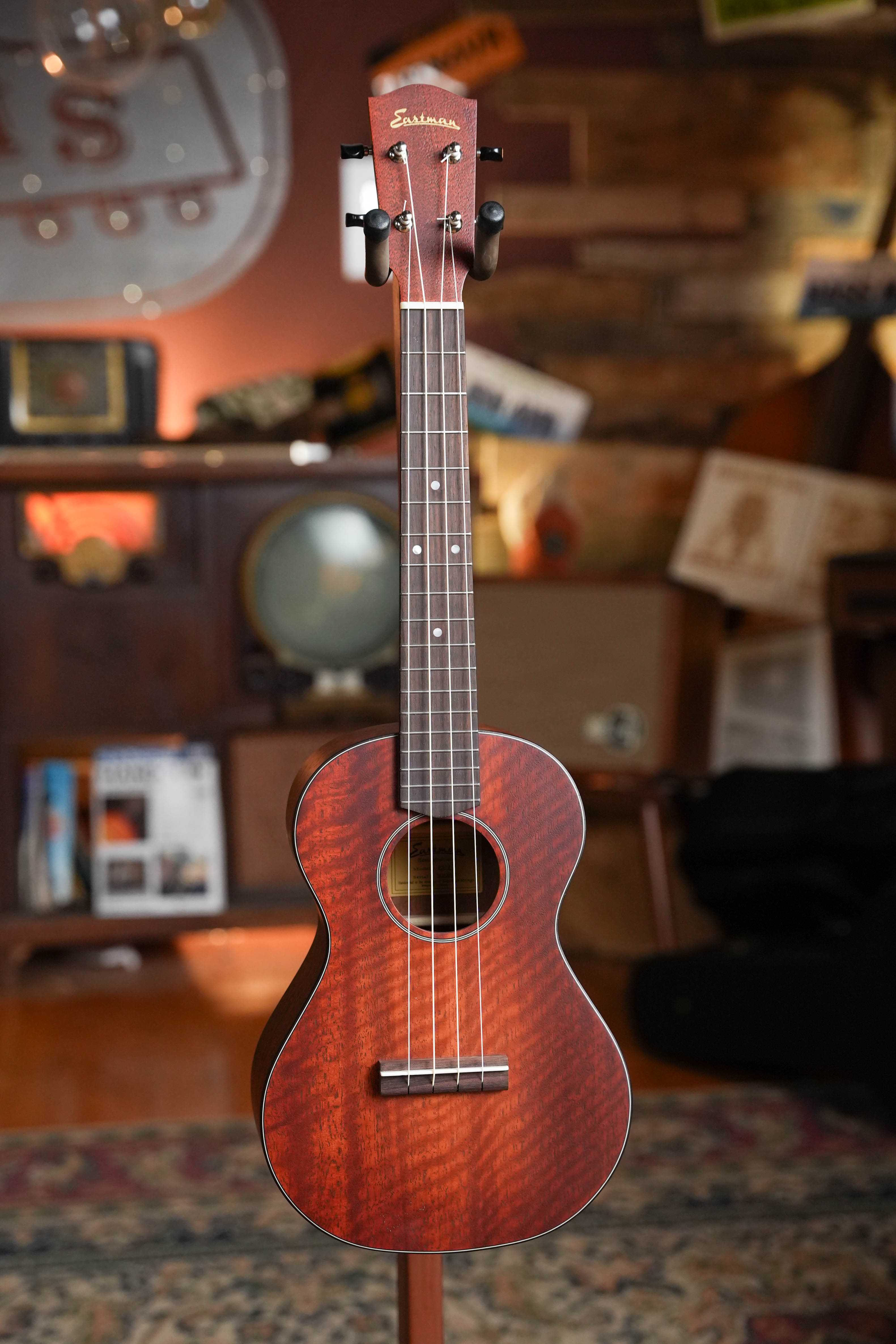 Eastman EU1-T Tenor Ukulele #6352