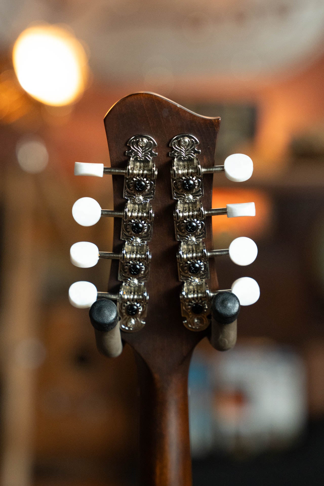 Eastman MD304 Spruce/Maple A-Style Oval Hole Mandolin #4581