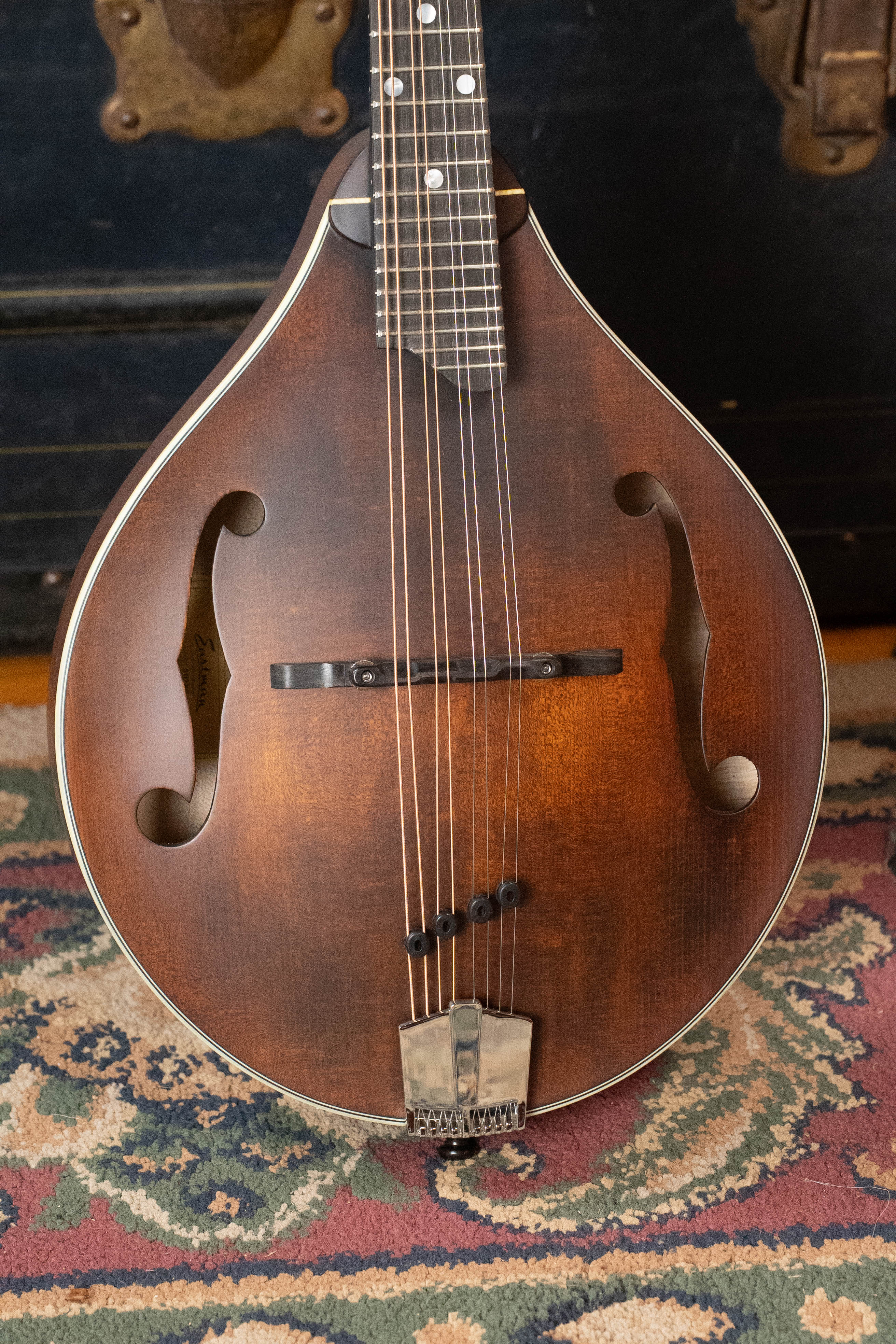 Eastman MD305 Spruce/Maple A-Style Hand-Carved Mandolin #3318
