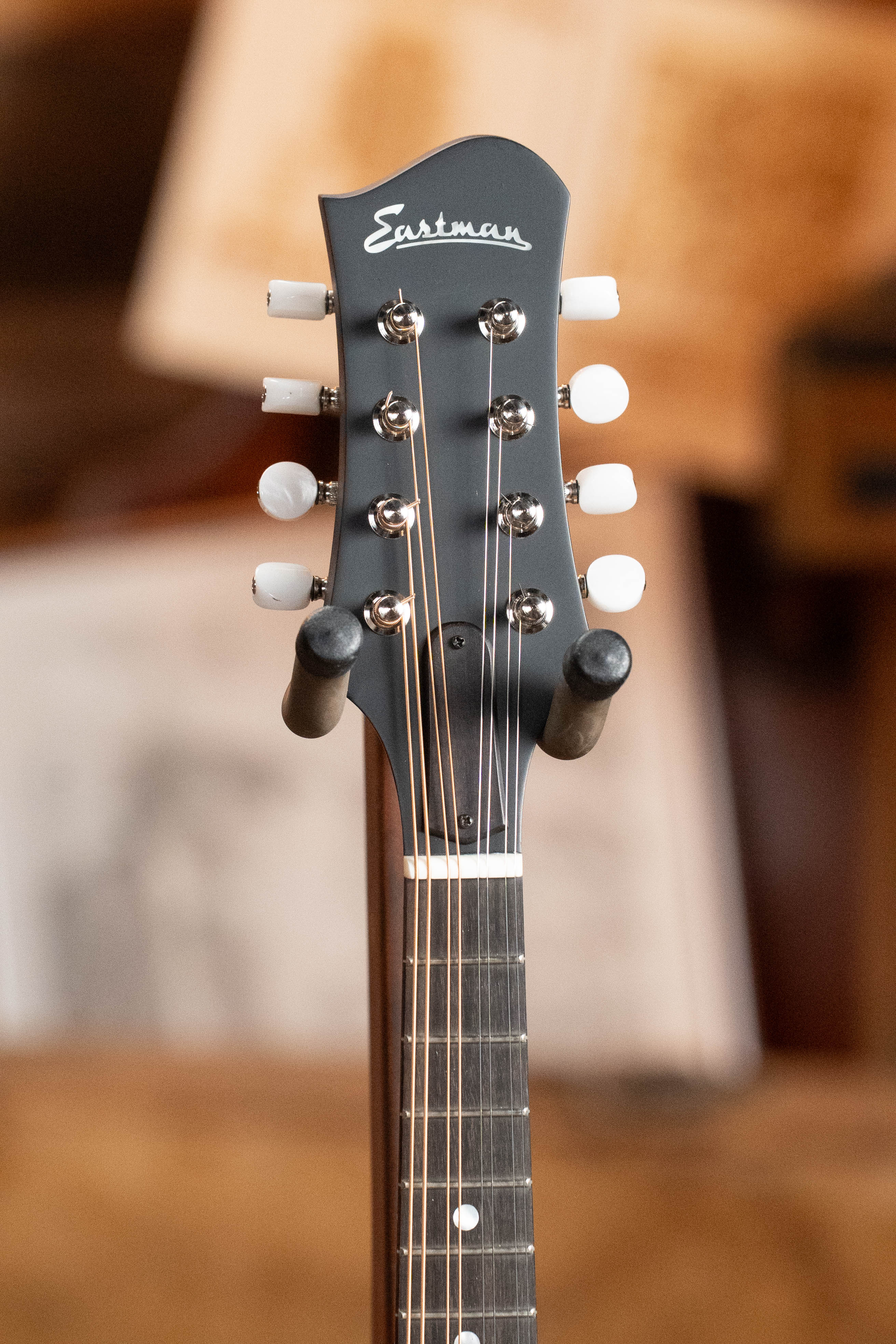 Eastman MD305 Spruce/Maple A-Style Hand-Carved Mandolin #3318