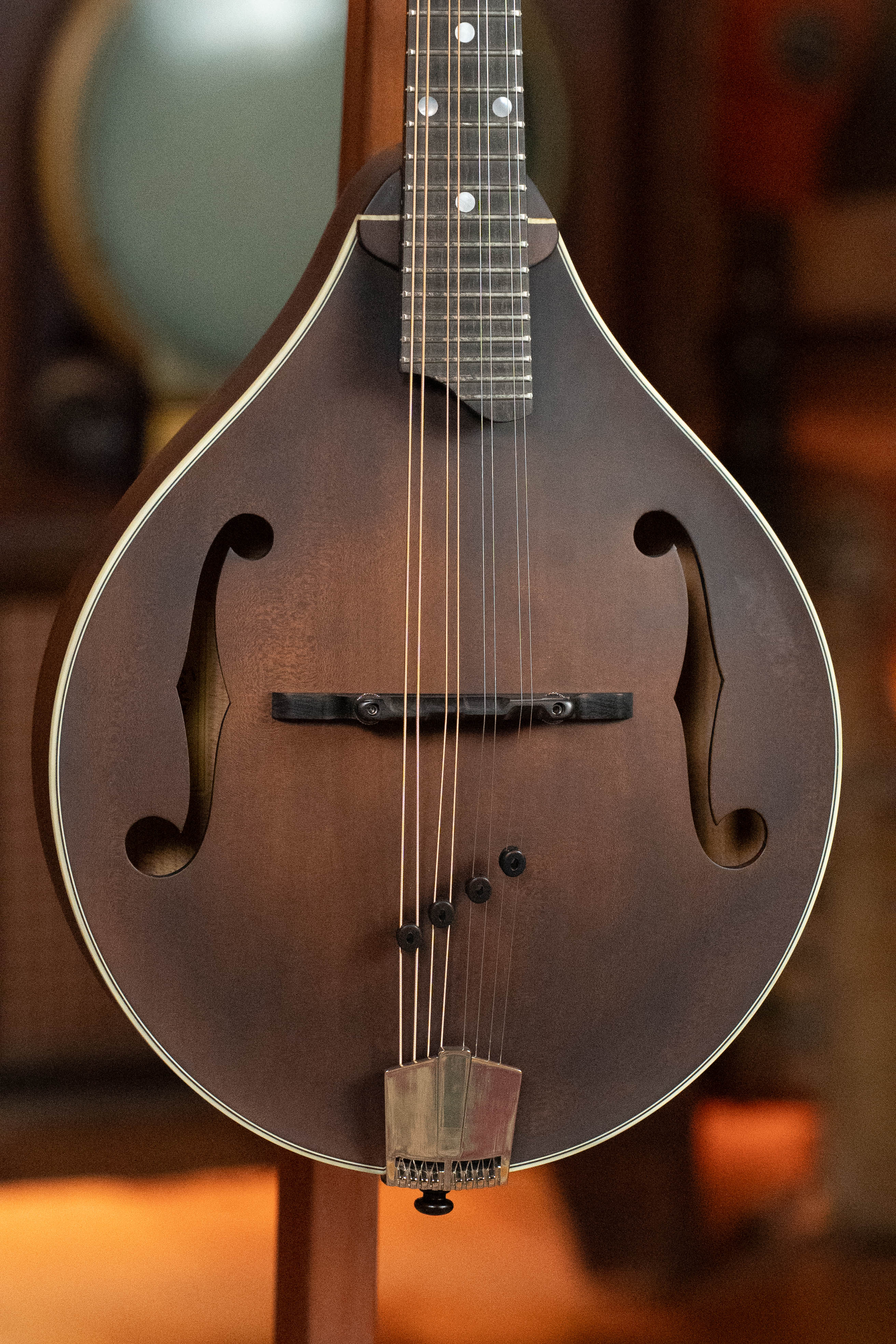 Eastman MD305 Spruce/Maple A-Style Hand-Carved Mandolin #3514