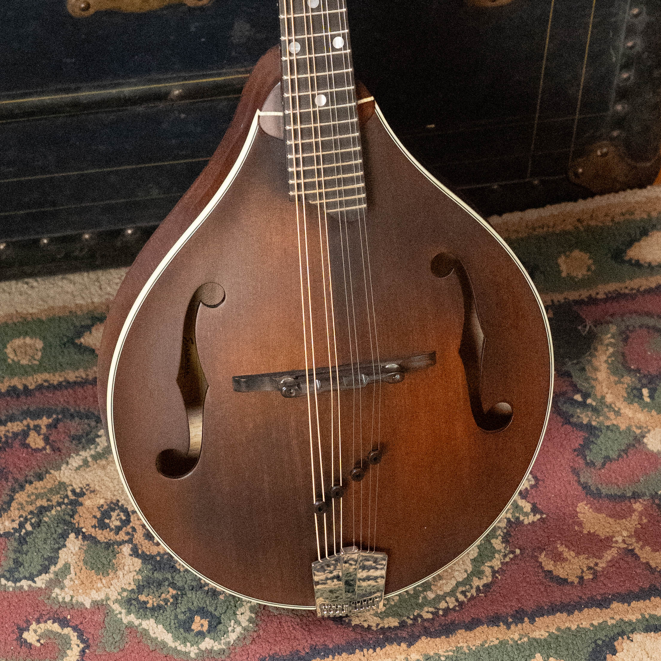 Eastman MD305 Spruce/Maple A-Style Hand-Carved Mandolin #3522