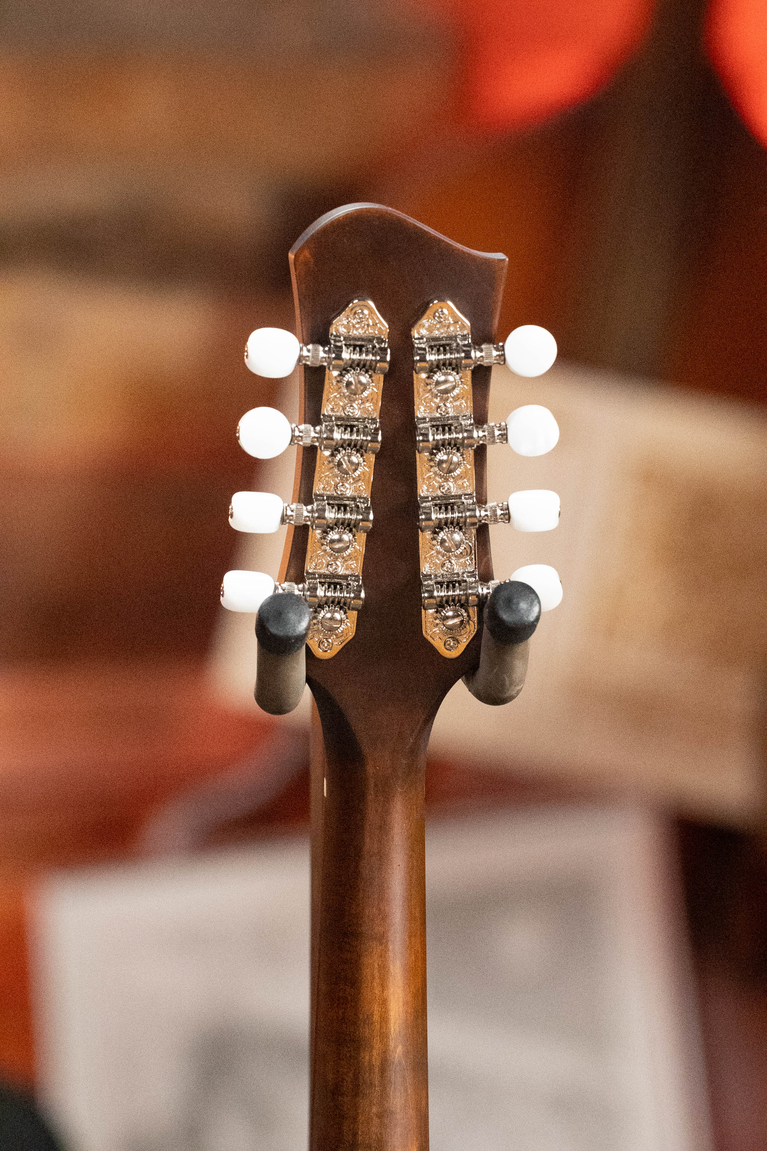 Eastman MD305 Spruce/Maple A-Style Hand-Carved Mandolin #3525