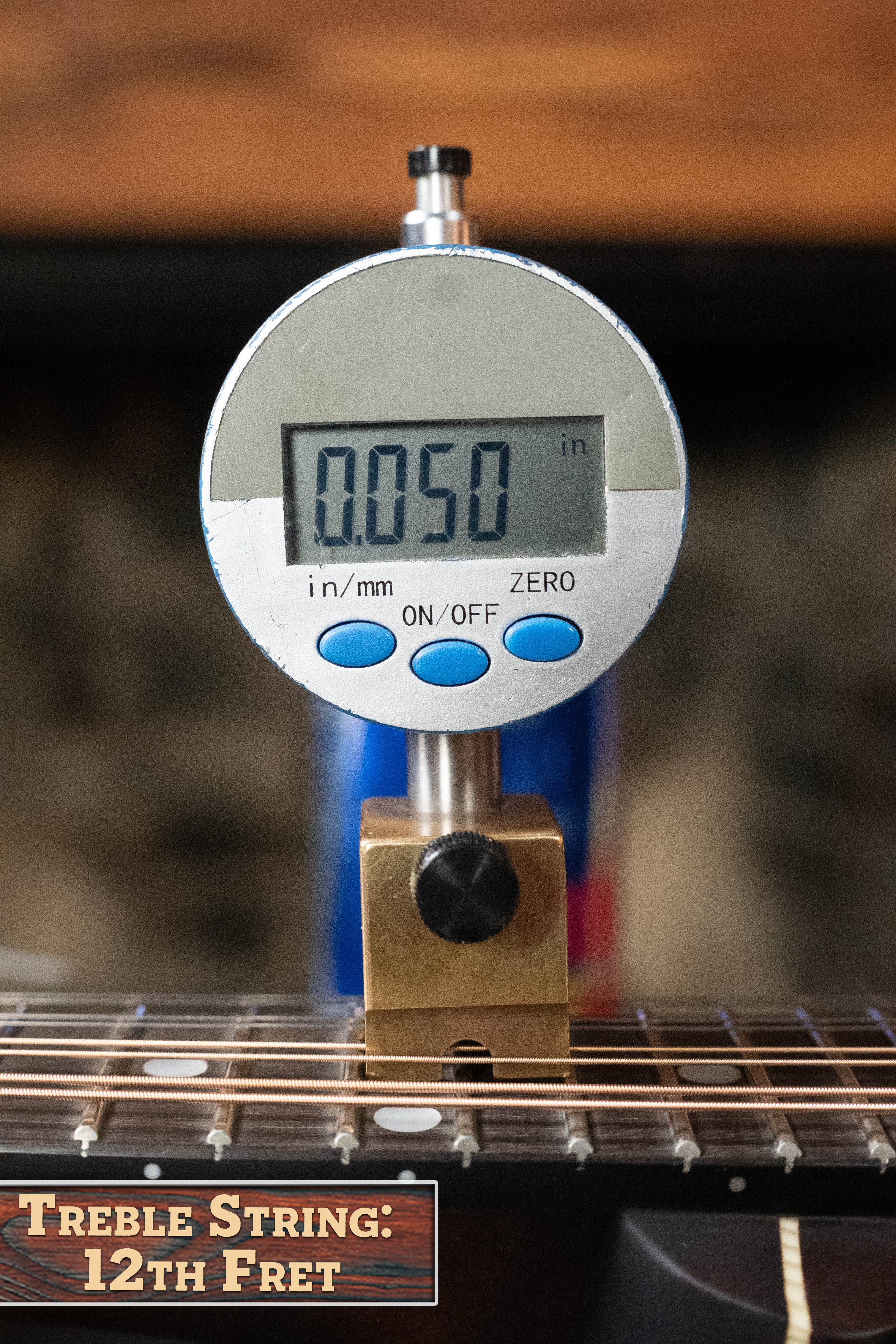 Eastman MD305 Spruce/Maple A-Style Hand-Carved Mandolin #3525