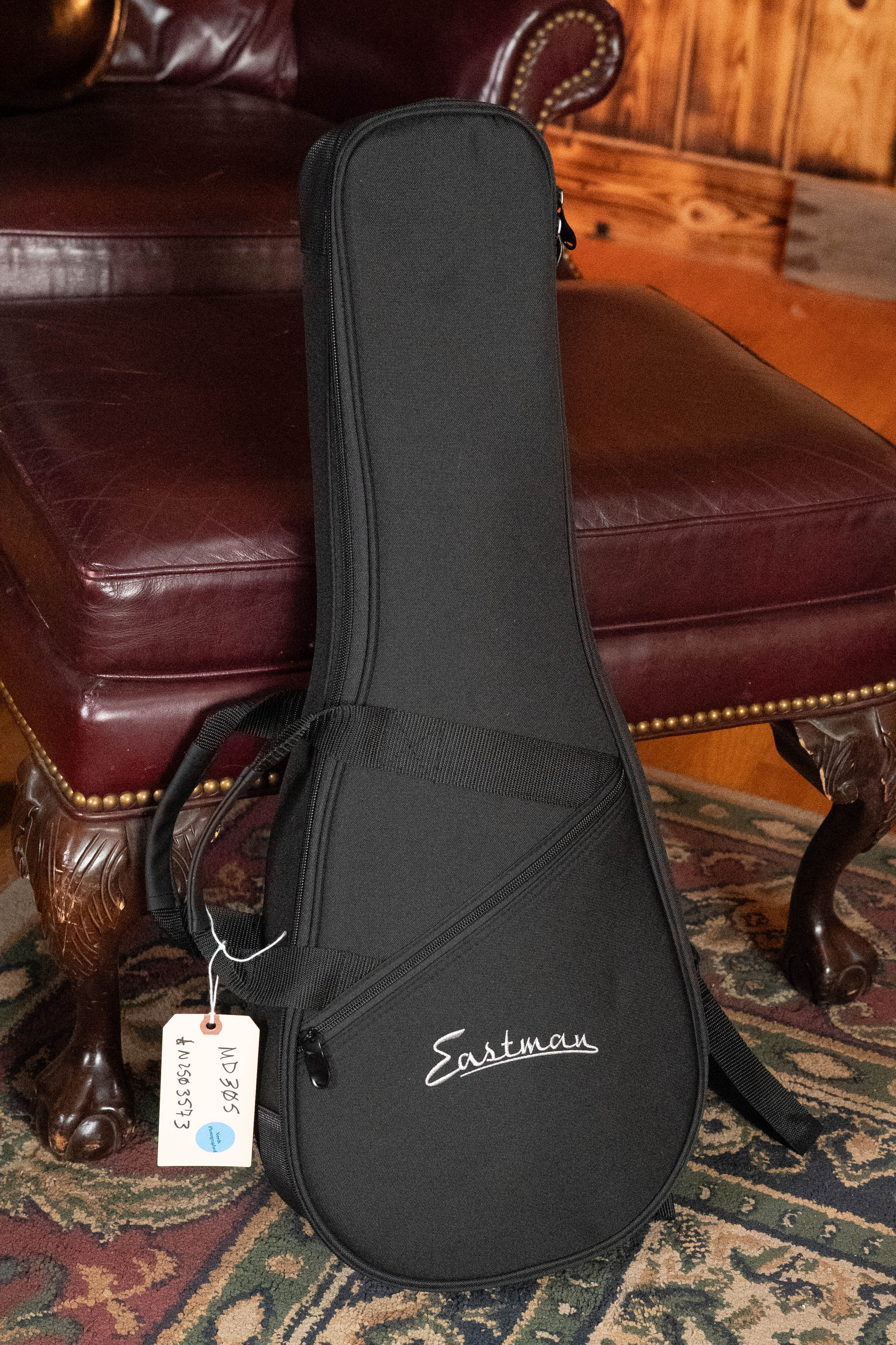 Eastman MD305 Spruce/Maple A-Style Hand-Carved Mandolin #3573