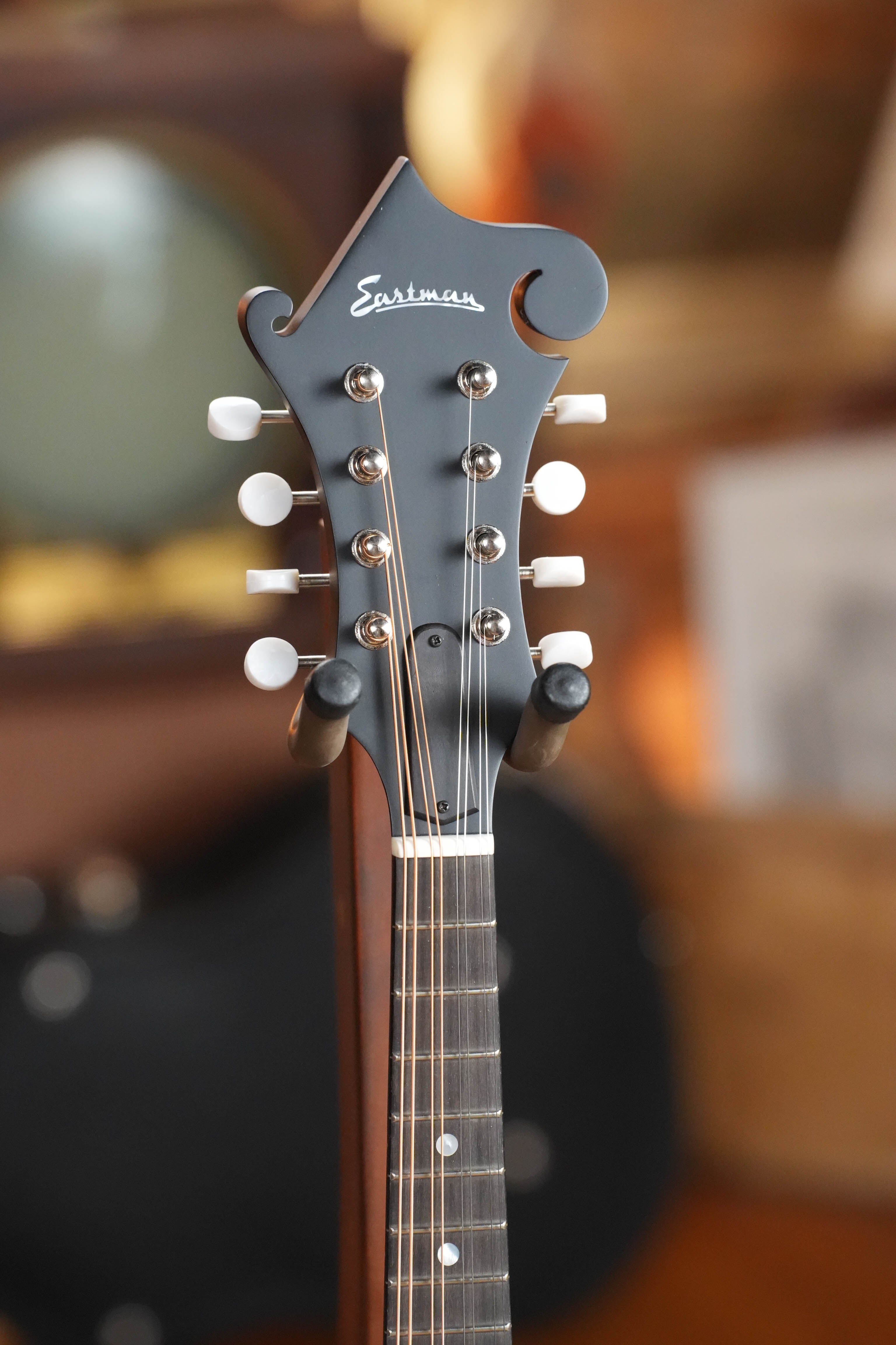 Eastman MD315 F-Style Hand-Carved Mandolin #0107