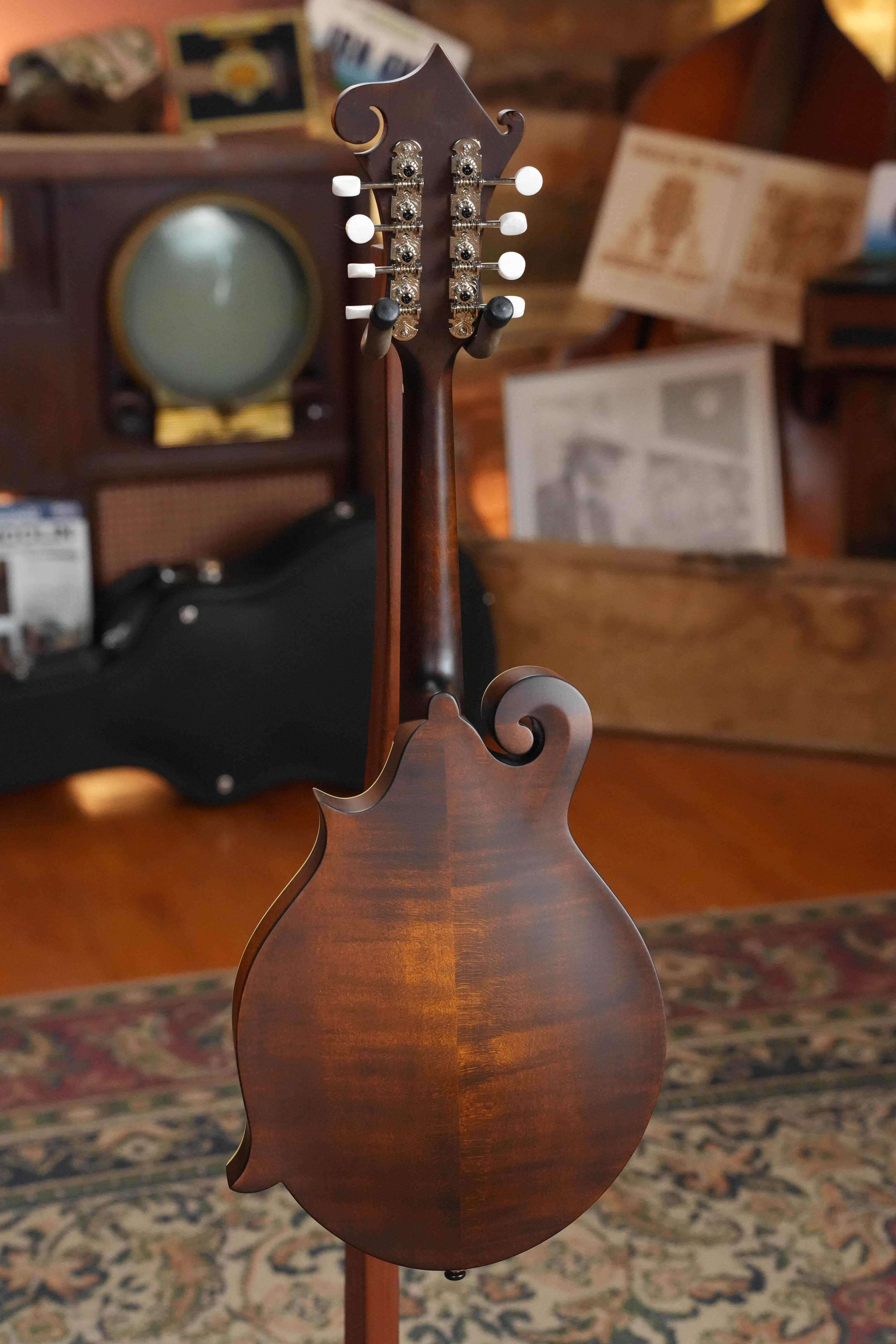 Eastman MD315 F-Style Hand-Carved Mandolin #0111