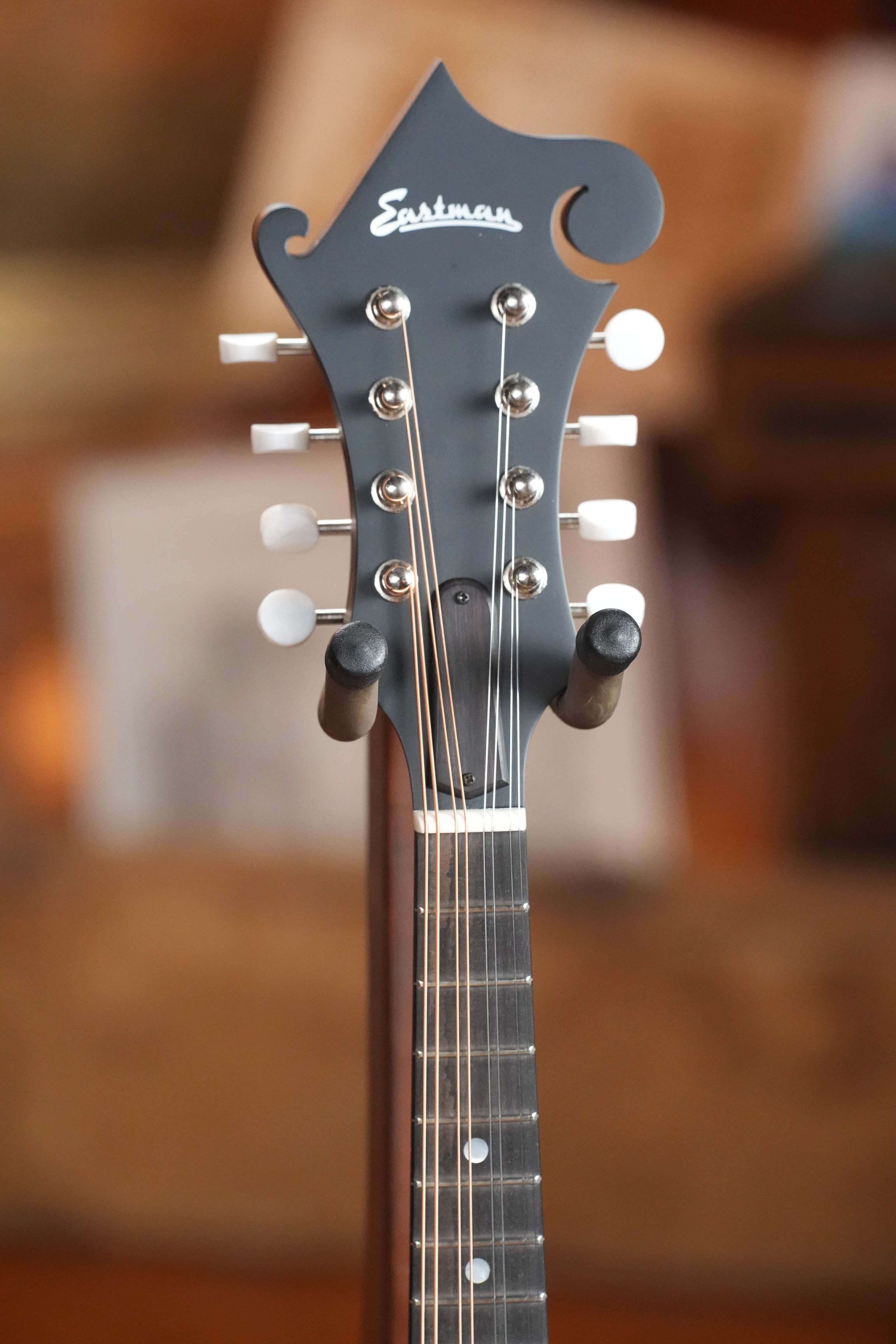 Eastman MD315 F-Style Hand-Carved Mandolin #0329