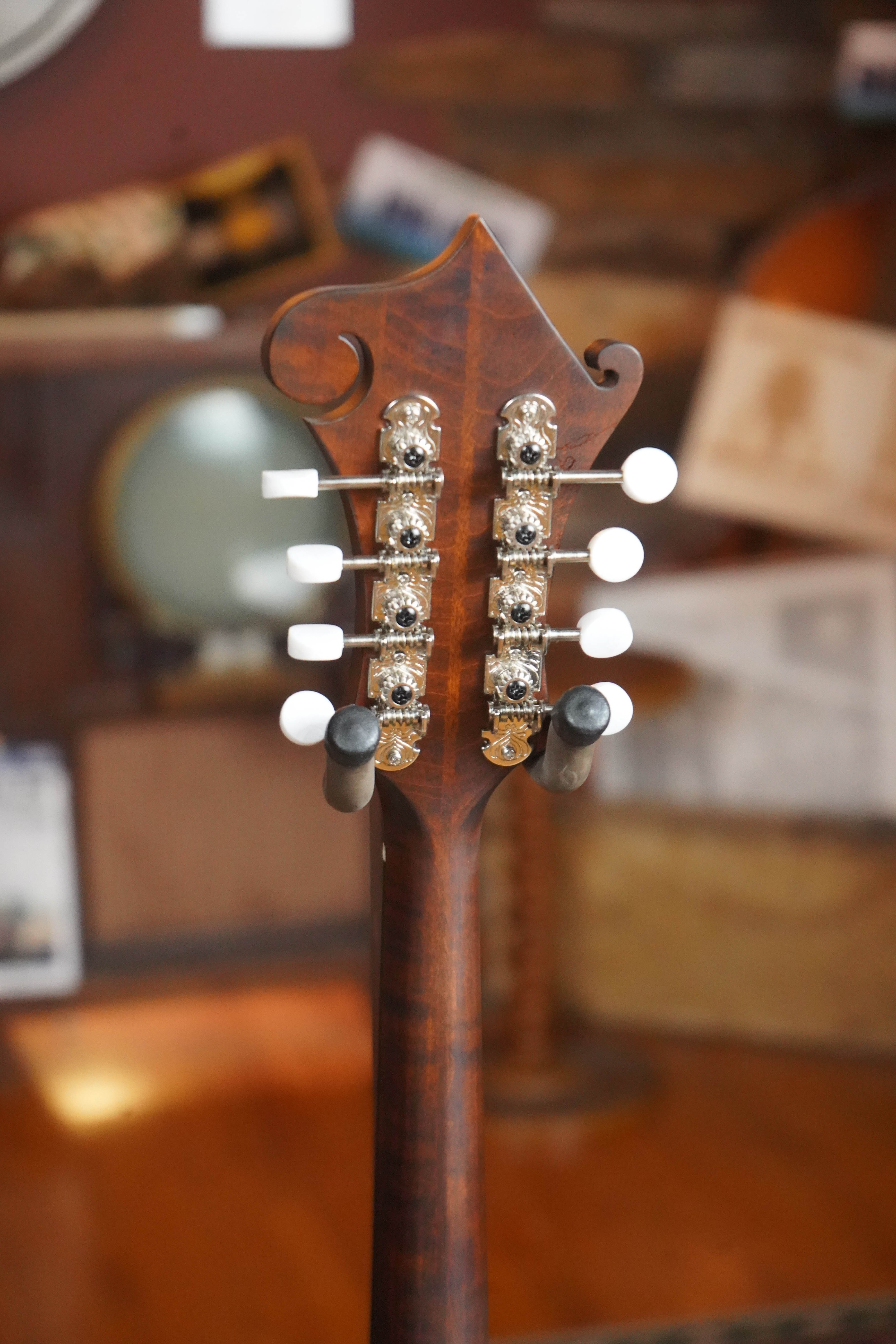 Eastman MD315 F-Style Hand-Carved Mandolin #1238