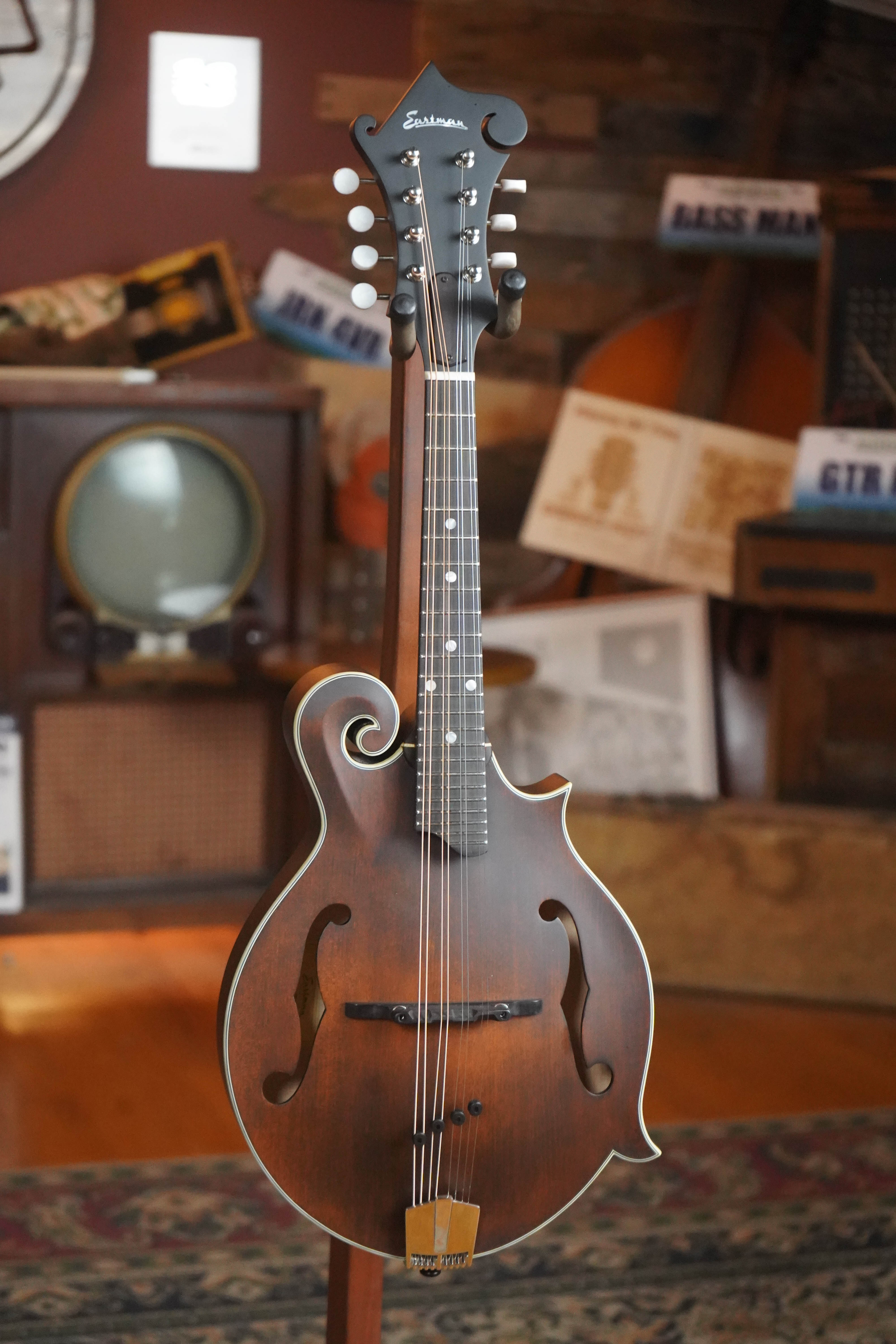 Eastman MD315 F-Style Hand-Carved Mandolin #1238