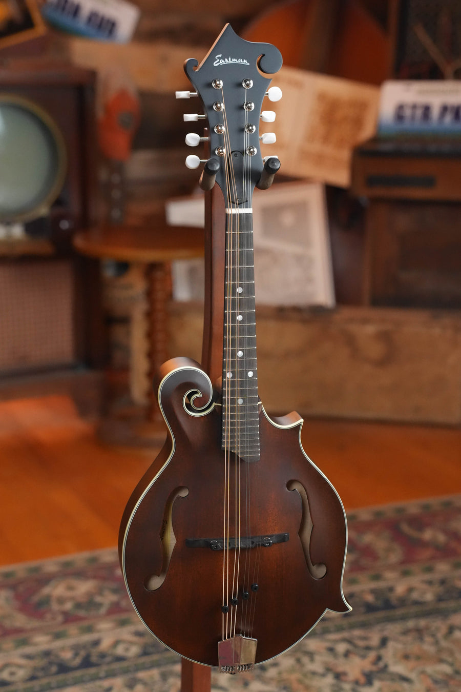 Eastman MD315 F-Style Hand-Carved Mandolin #1240