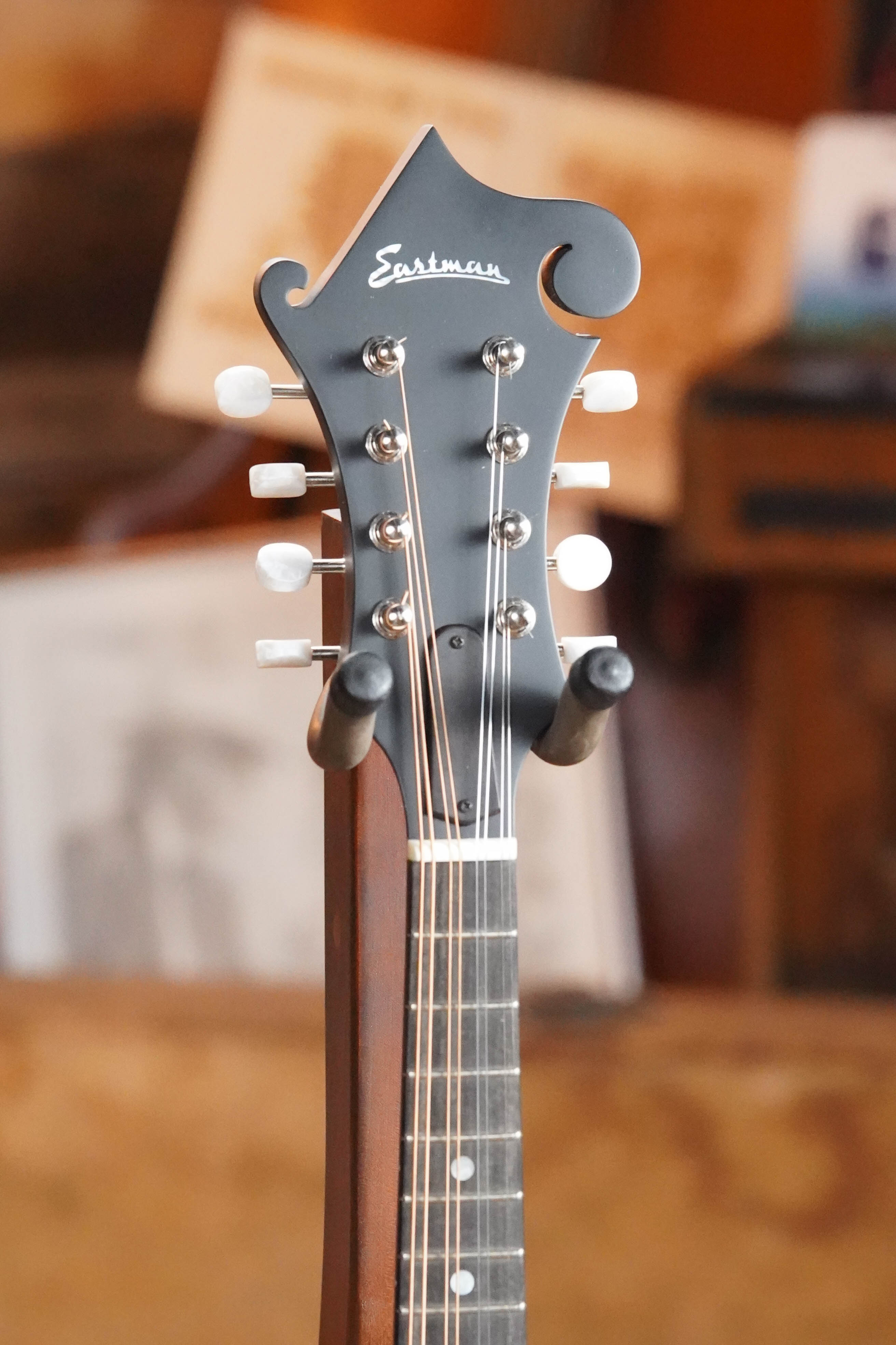 Eastman MD315 F-Style Hand-Carved Mandolin #2483