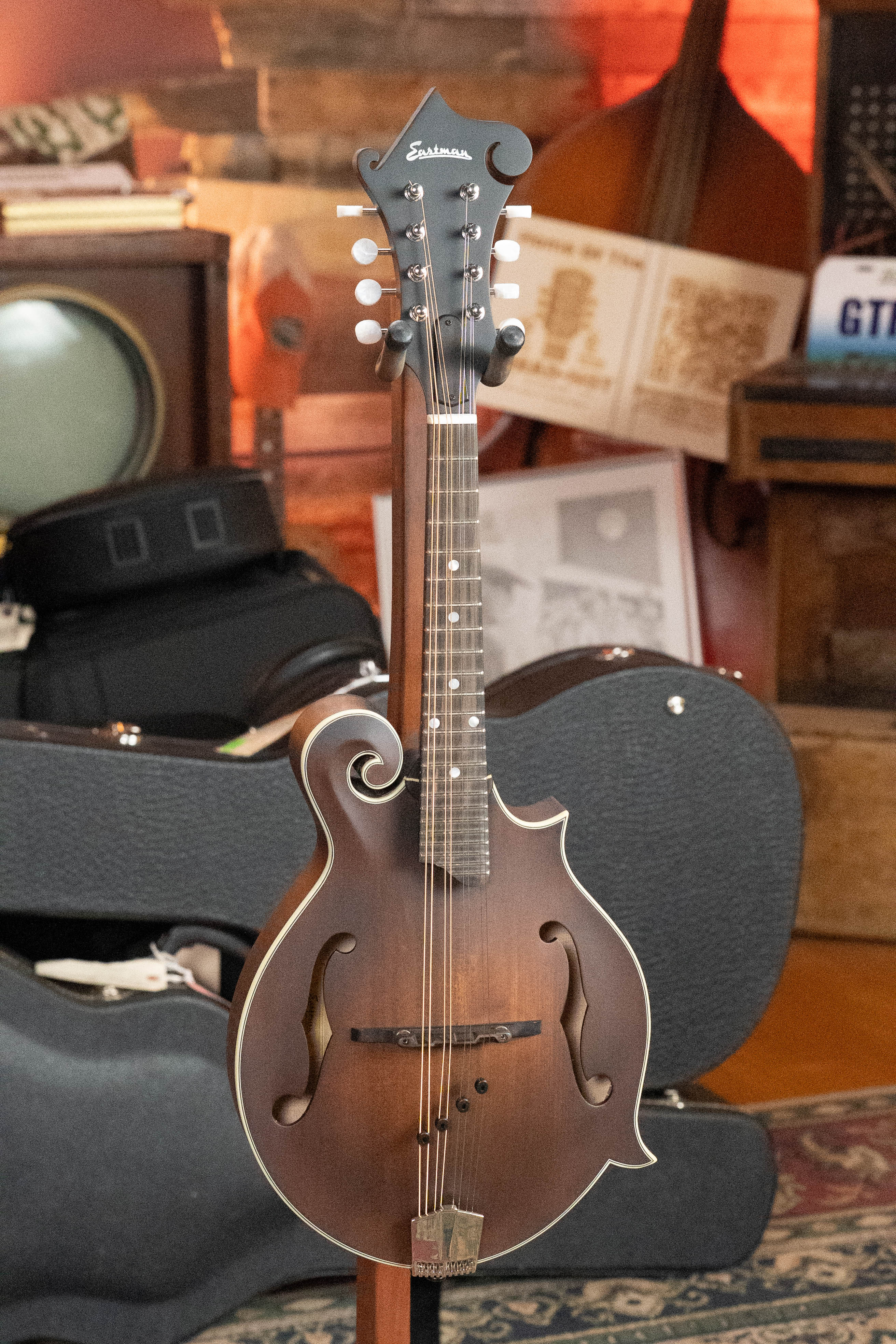 Eastman MD315 F-Style Hand-Carved Mandolin #3081