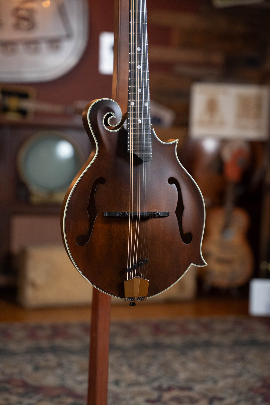 Eastman MD315 F-Style Hand-Carved Mandolin #6015