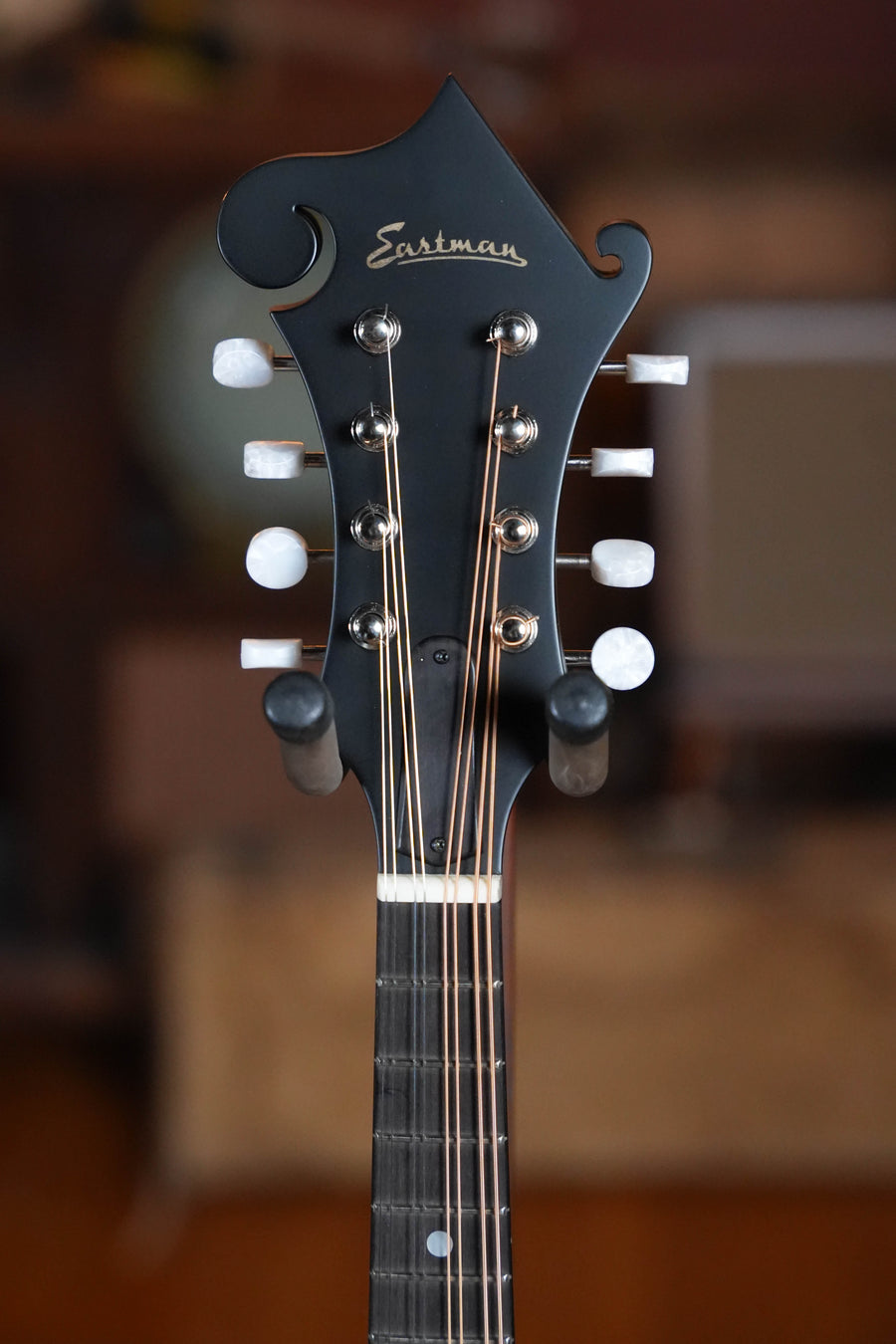 Eastman MD315L Left-Handed F-Style Hand-Carved Mandolin #2243