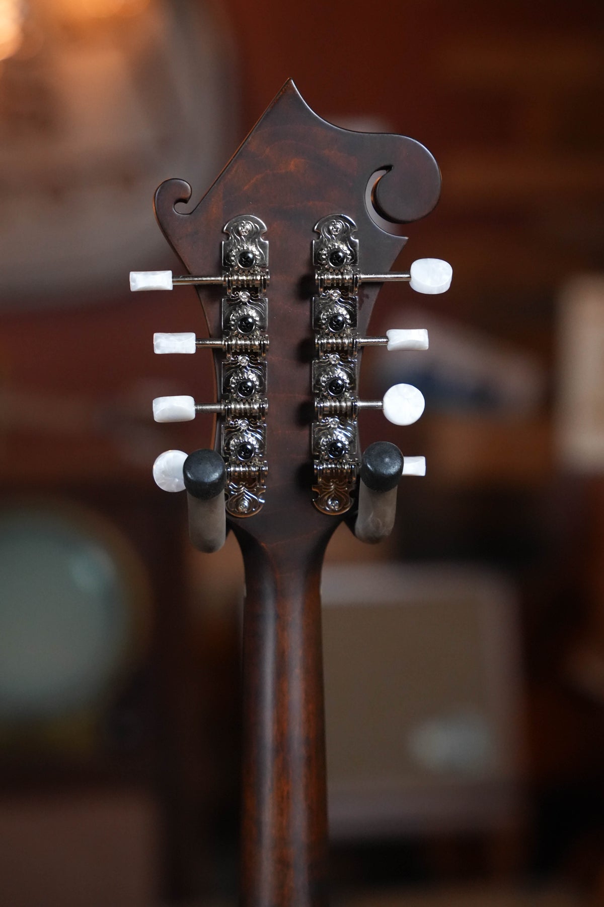 Eastman MD315L Left-Handed F-Style Hand-Carved Mandolin #2243