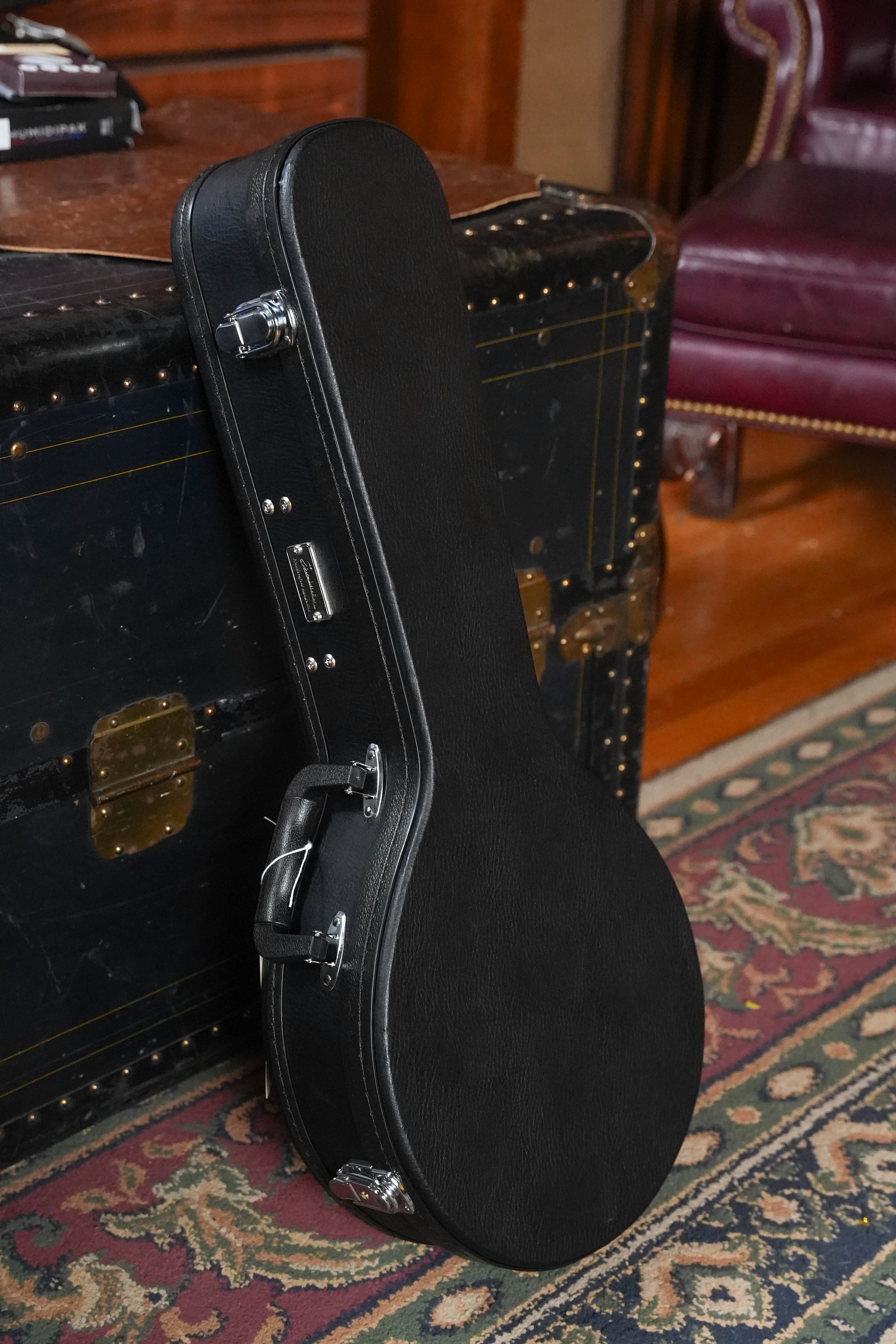 Eastman MD404-BK Black Top Oval Hole A-Style Mandolin #5875