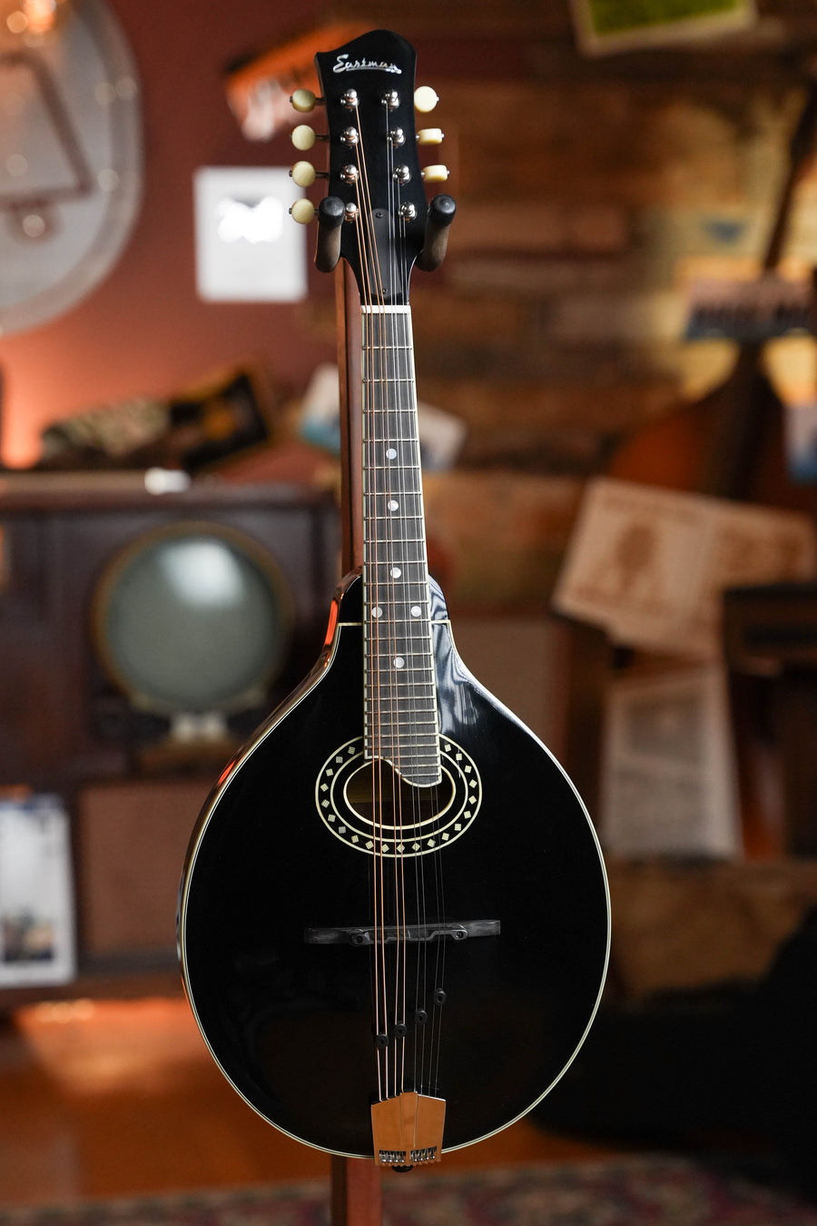 Eastman MD404-BK Black Top Oval Hole A-Style Mandolin #5875