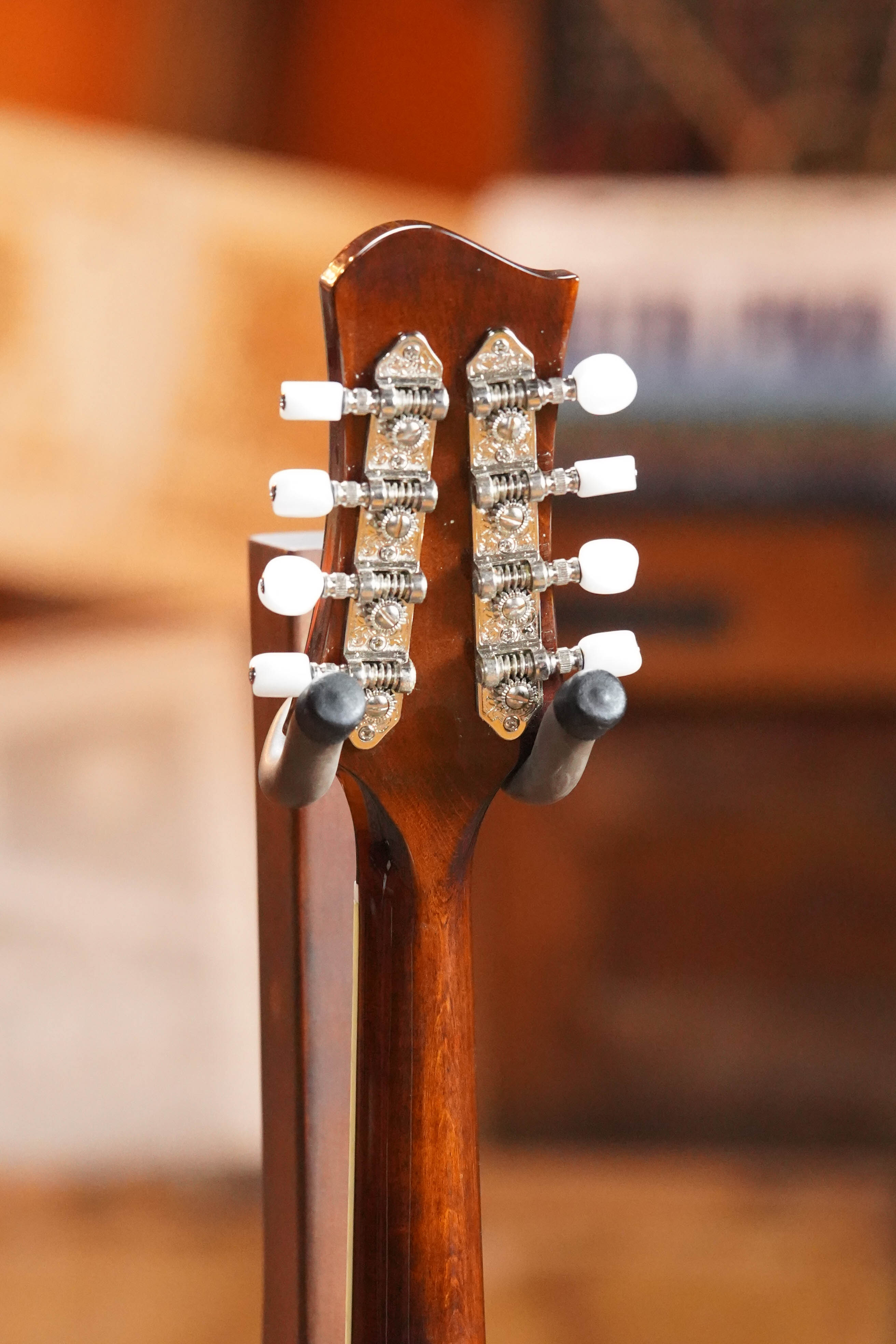 Eastman MD404-BK Spruce/Mahogany Black Top Oval Hole A-Style Mandolin #5549