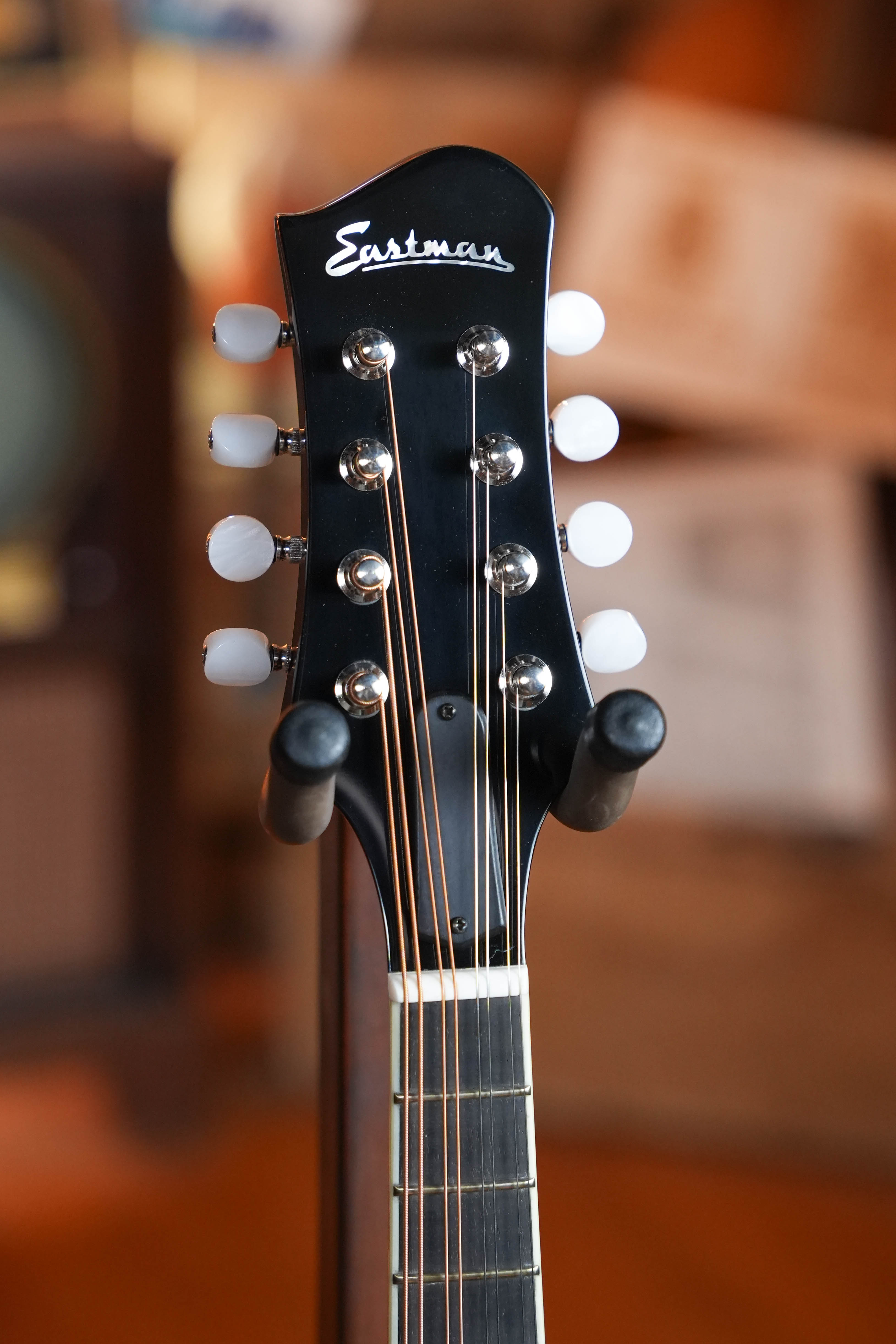 Eastman MD404-BK Spruce/Mahogany A-Style w/ Oval Hole Mandolin #4073