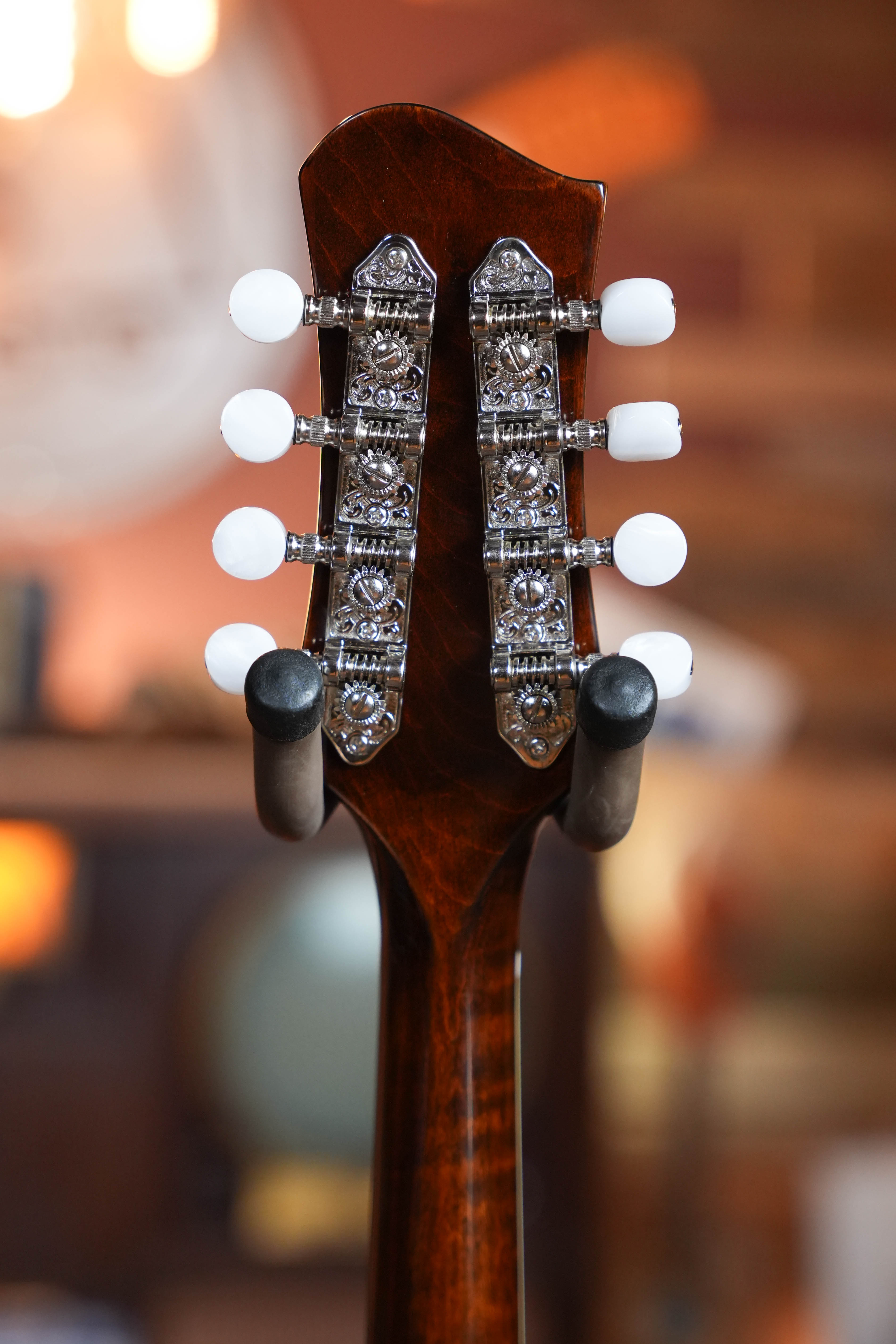 Eastman MD404-BK Spruce/Mahogany A-Style w/ Oval Hole Mandolin #4073