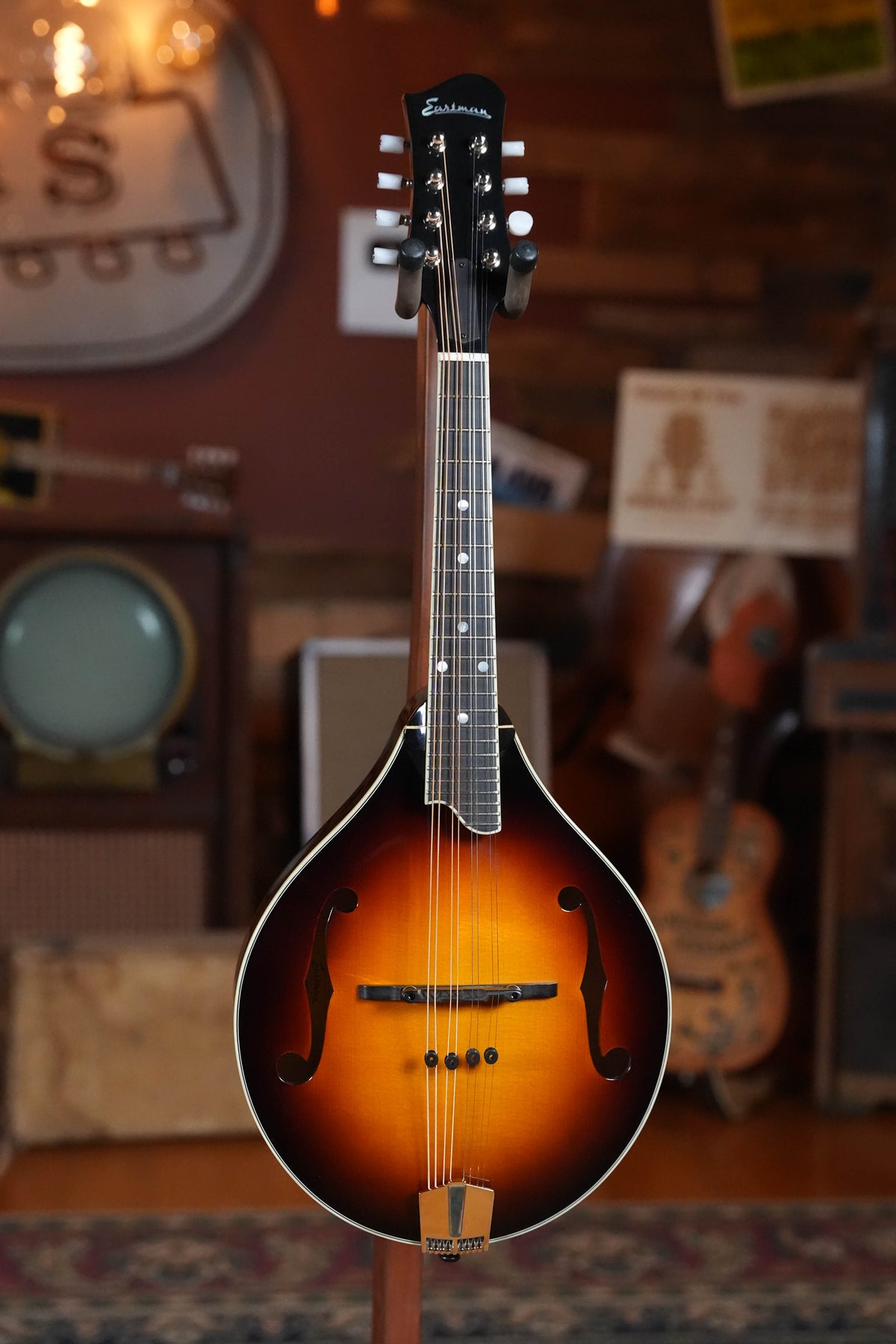Eastman MD505-CS Classic Sunburst A-Style Mandolin #3159