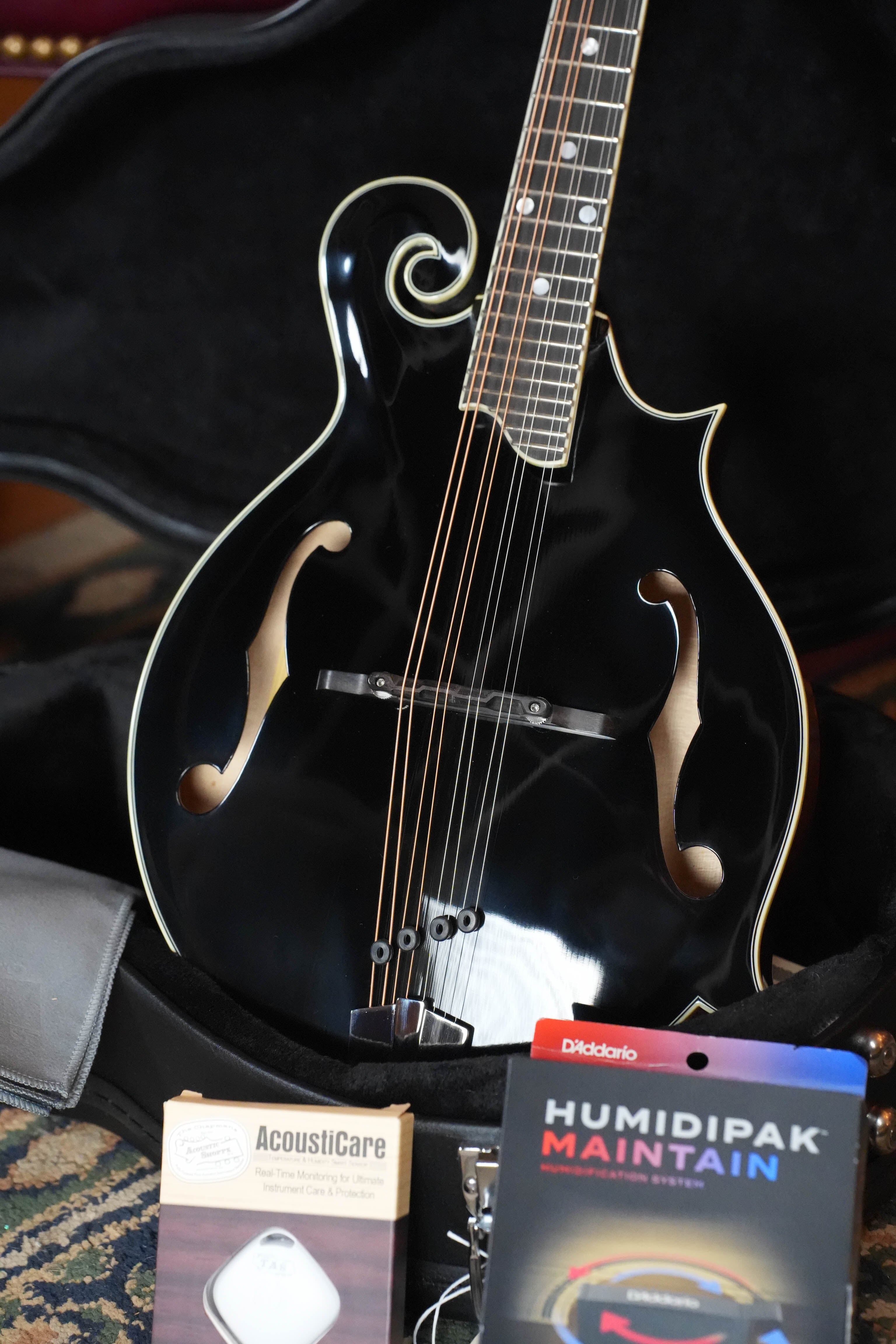 Eastman MD515-BK-LTD Limited Edition Black Gloss F-Style Mandolin #0105