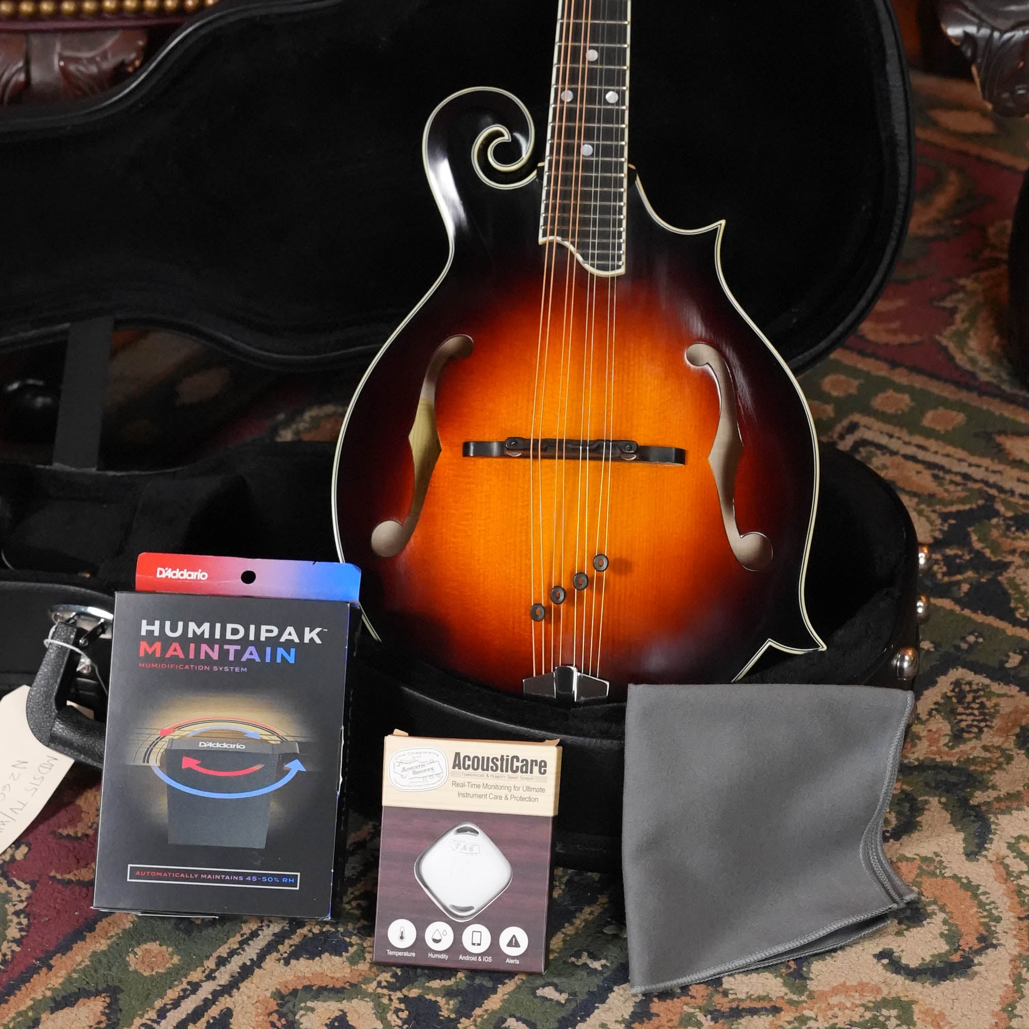 Eastman MD515/TV-WN-SB Spruce/Maple Wide Nut Sunburst F-Style Mandolin #0700