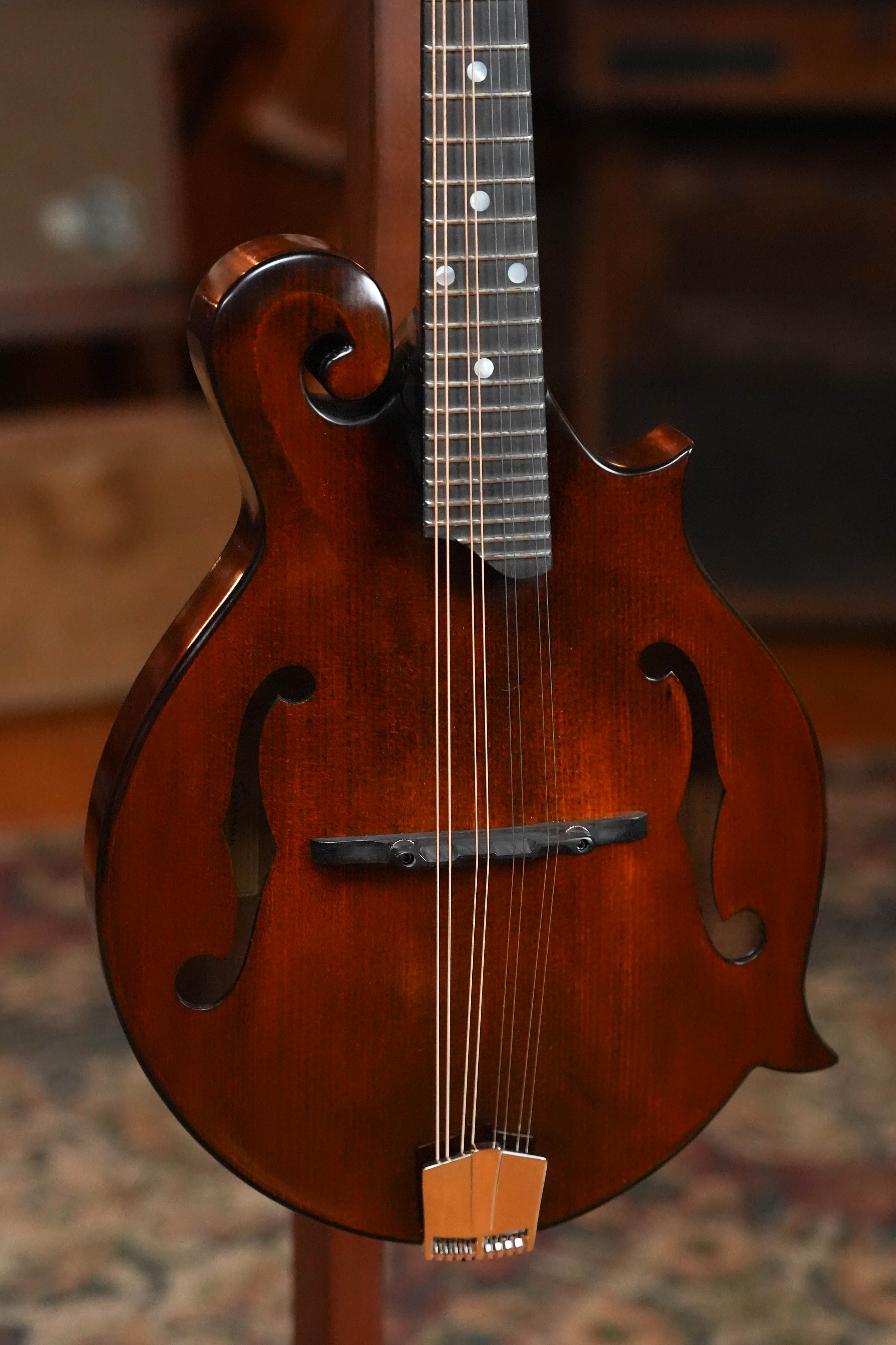 Eastman MD515CC/TV Comfort Contour Vintage Gloss F-Style Mandolin #1048