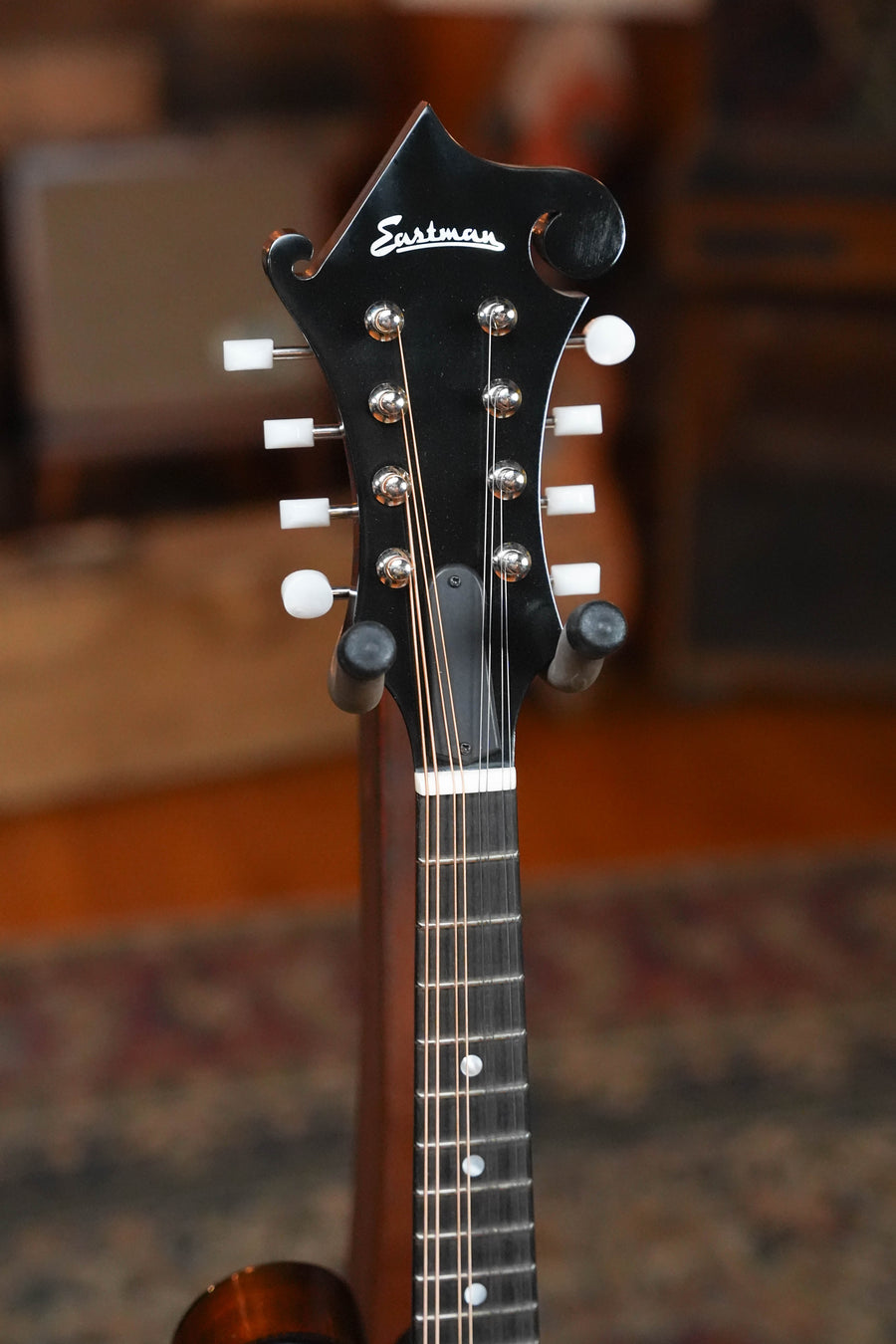 Eastman MD515CC/TV Comfort Contour Vintage Gloss F-Style Mandolin #1048