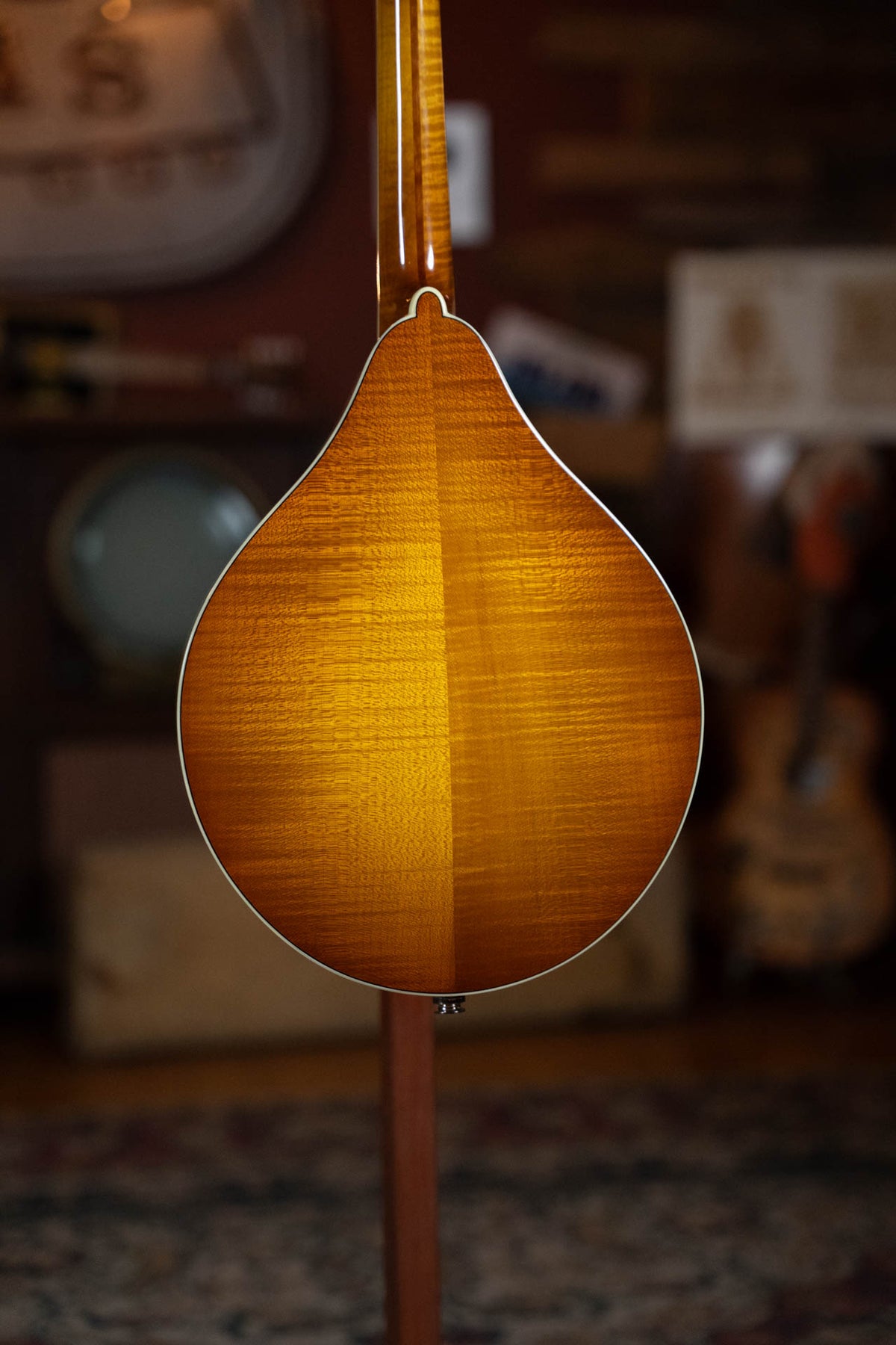 Eastman MD605-GB Goldburst A-Style Mandolin #2667