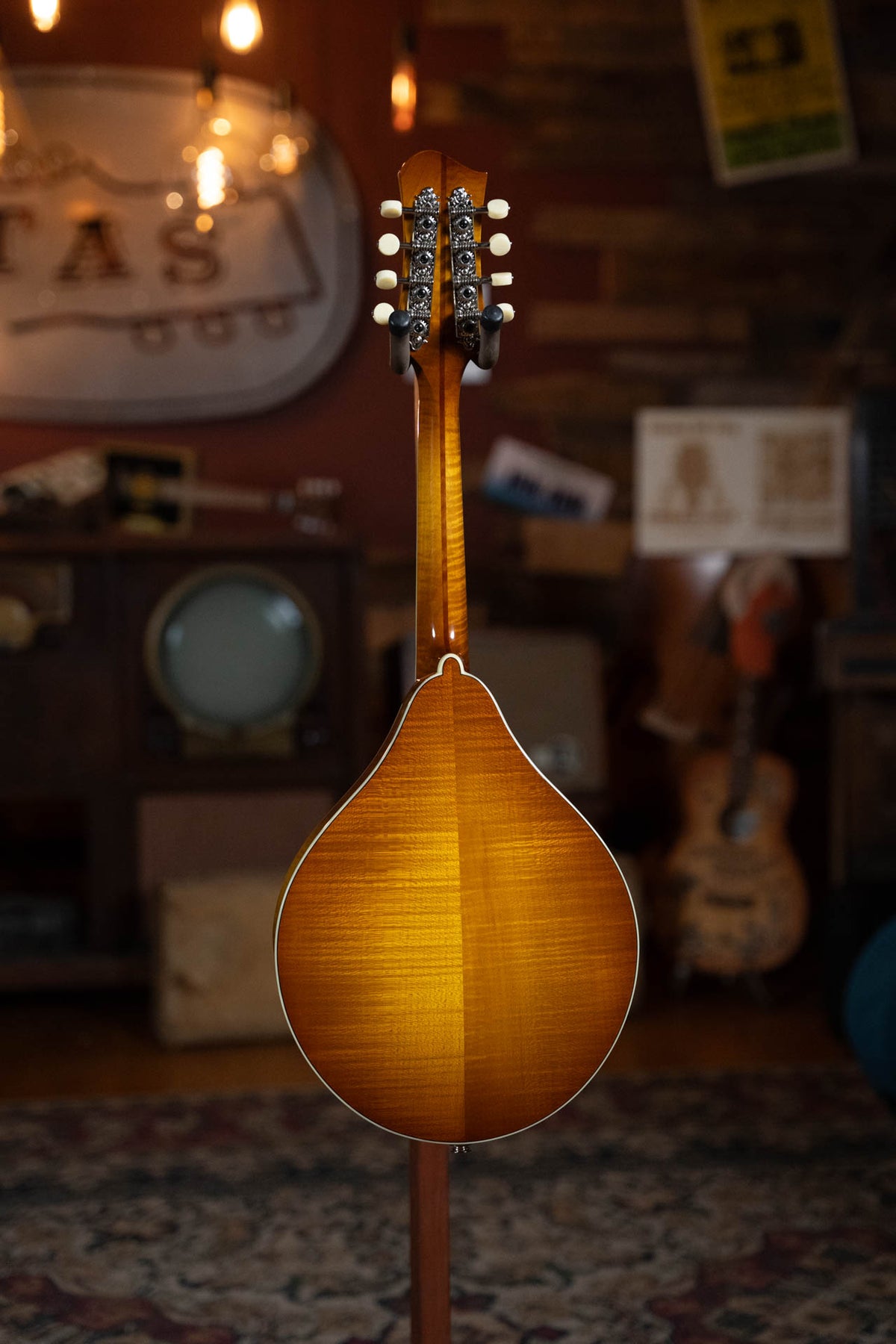 Eastman MD605-GB Goldburst A-Style Mandolin #2667