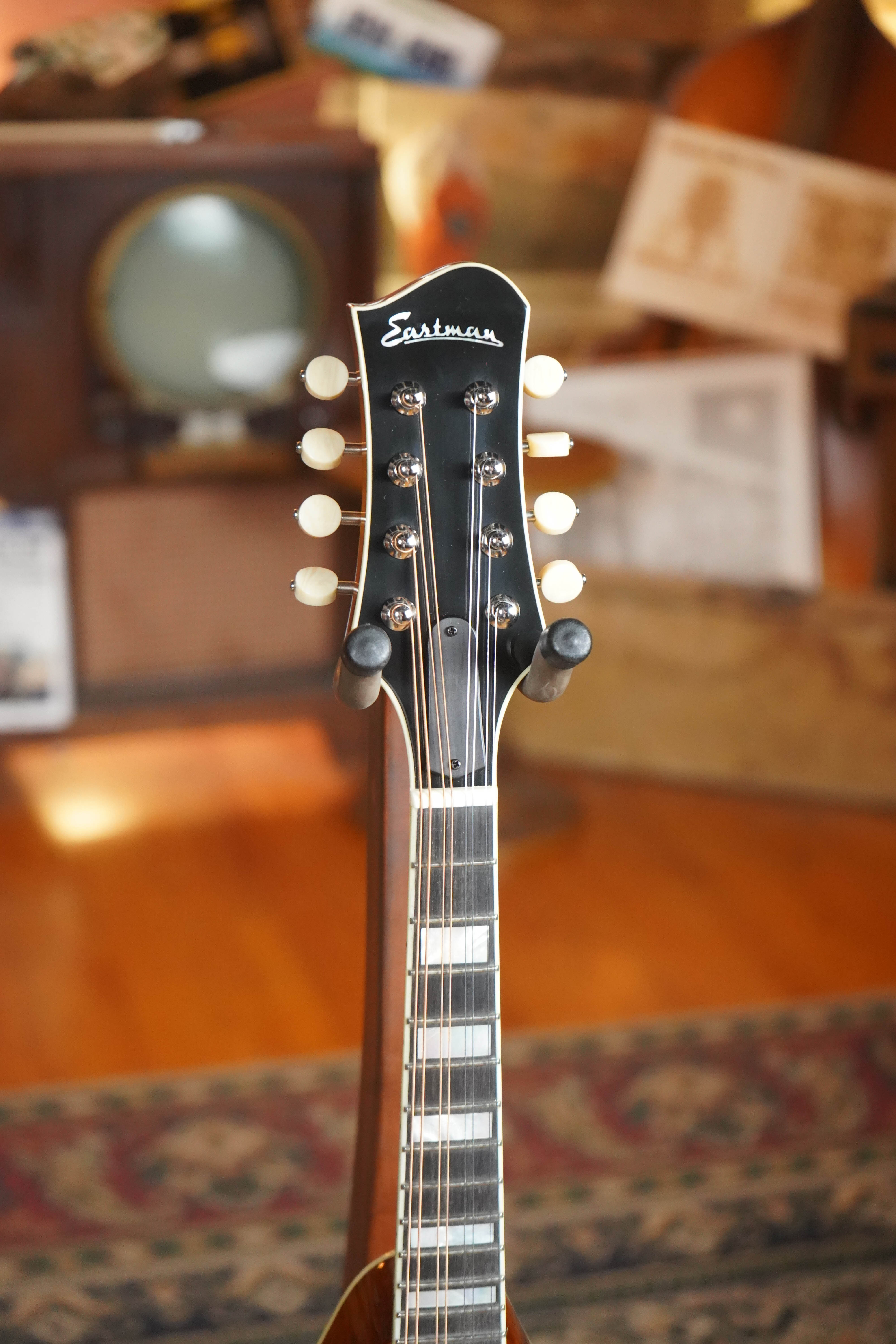 Eastman MD605-GB Goldburst A-Style Mandolin #3556