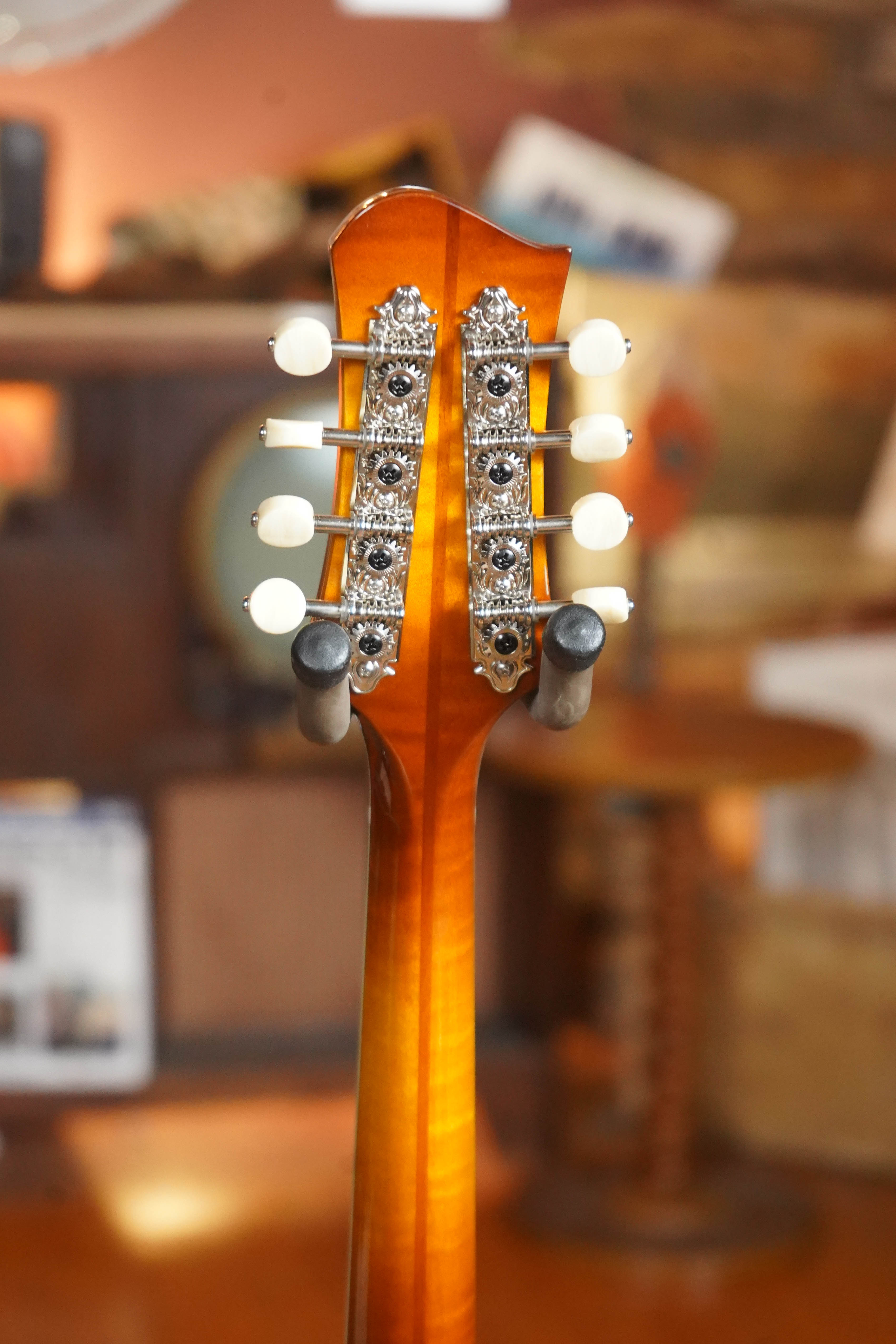 Eastman MD605-GB Goldburst A-Style Mandolin #3556