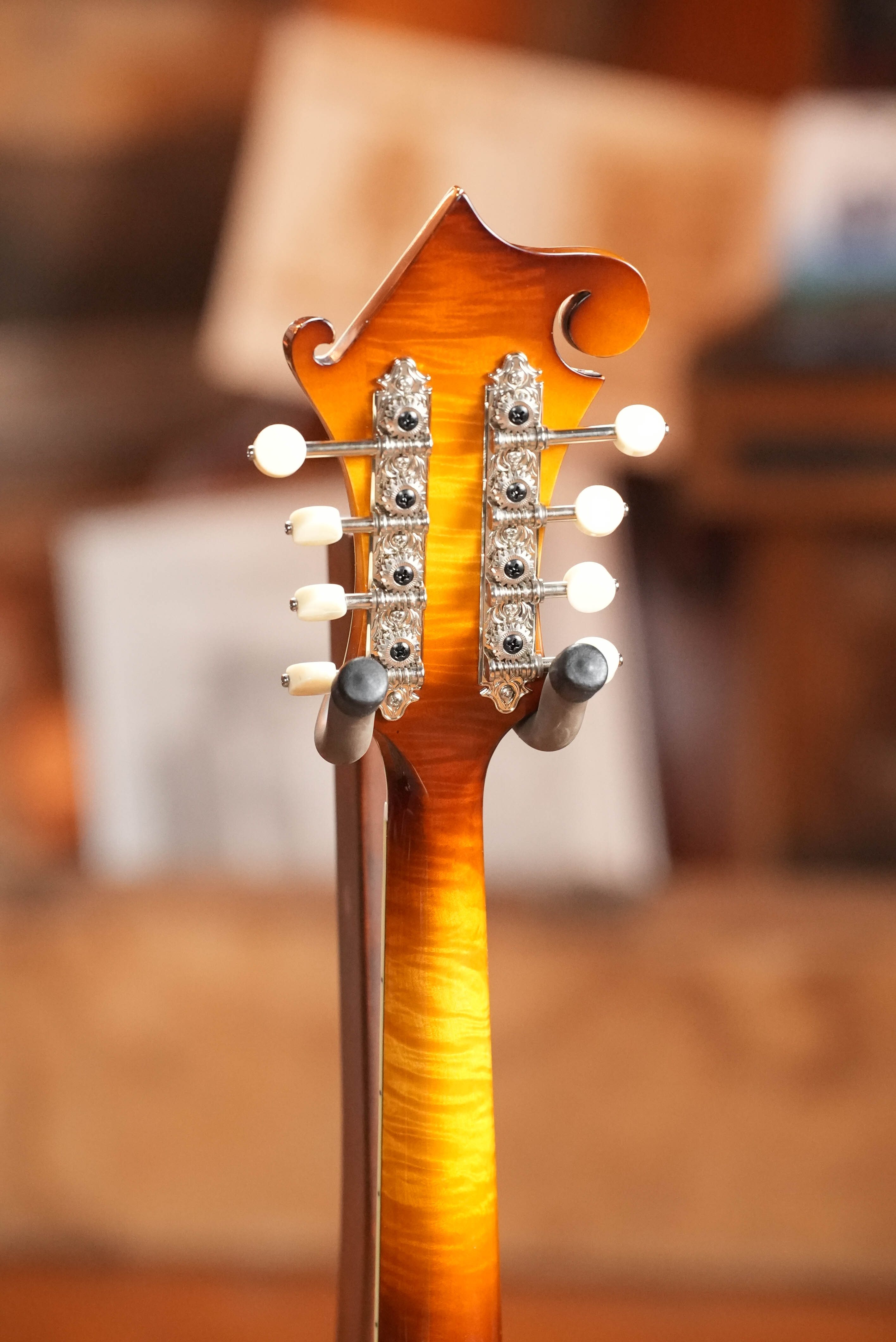Eastman MD615L-GB Goldburst F-Style Mandolin w/K&K Pickup Left Handed Model #0486