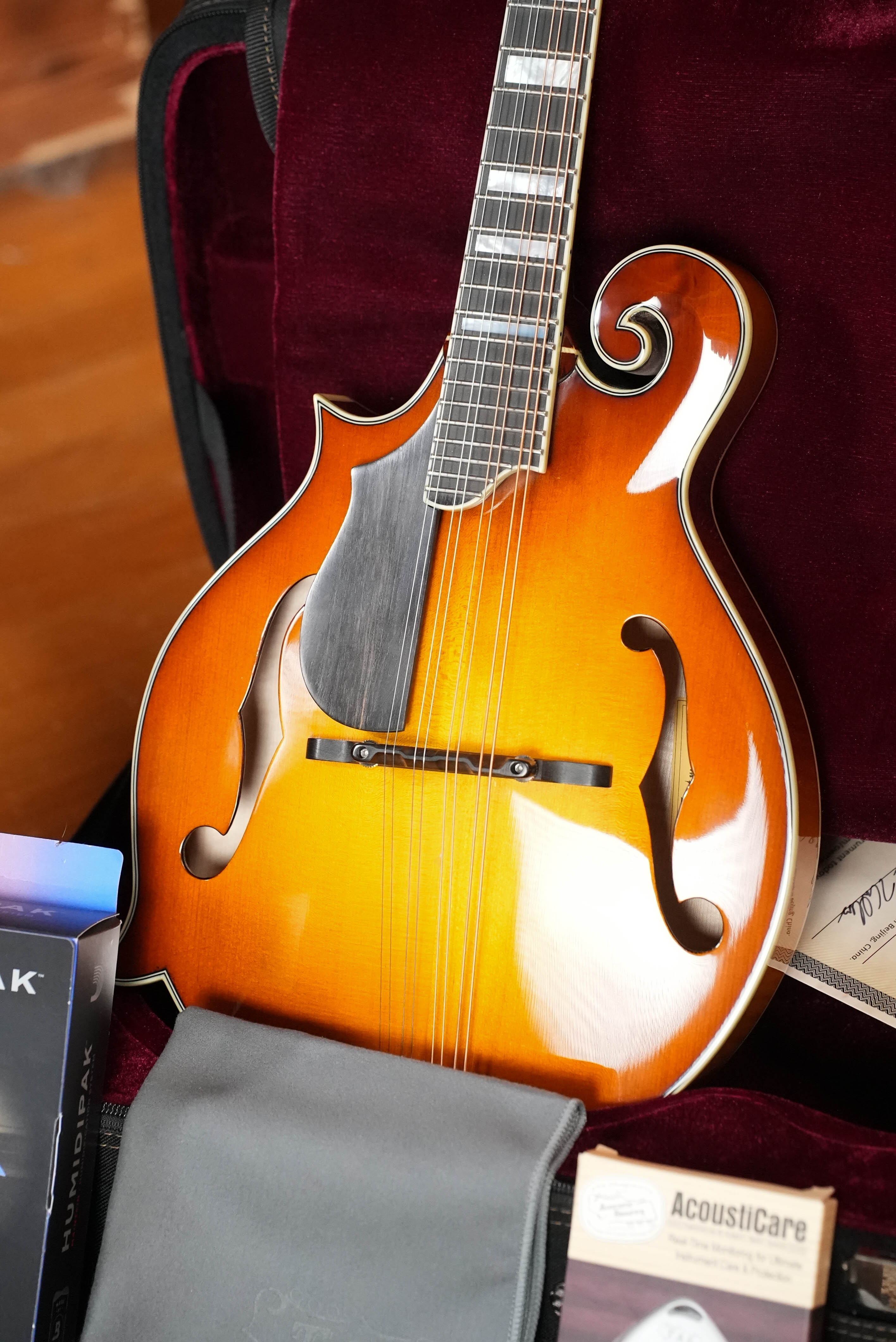 Eastman MD615L-GB Goldburst F-Style Mandolin w/K&K Pickup Left Handed Model #0486
