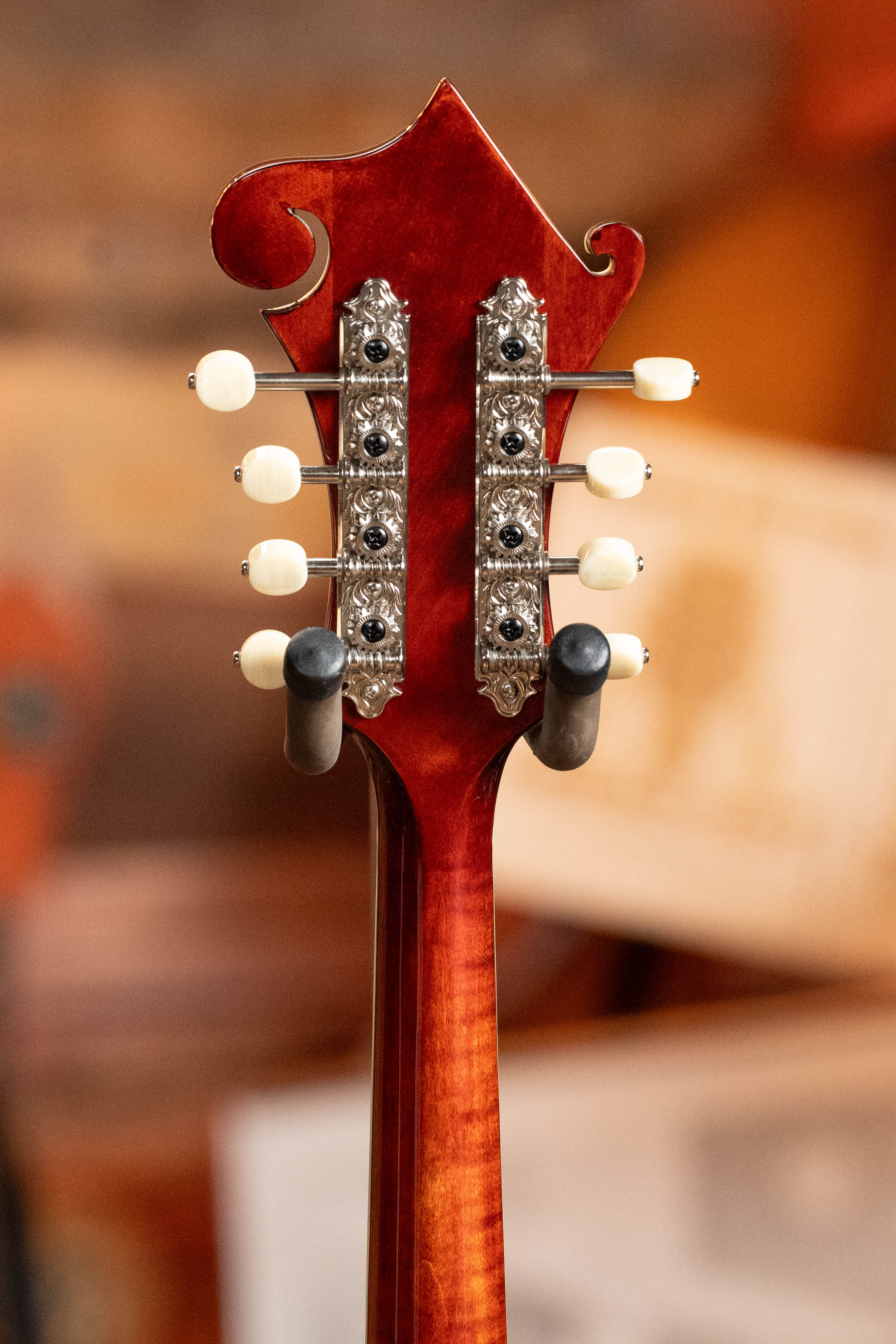 Eastman MD615 Spruce/Maple F-Style Mandolin w/K&K Pickup #3721