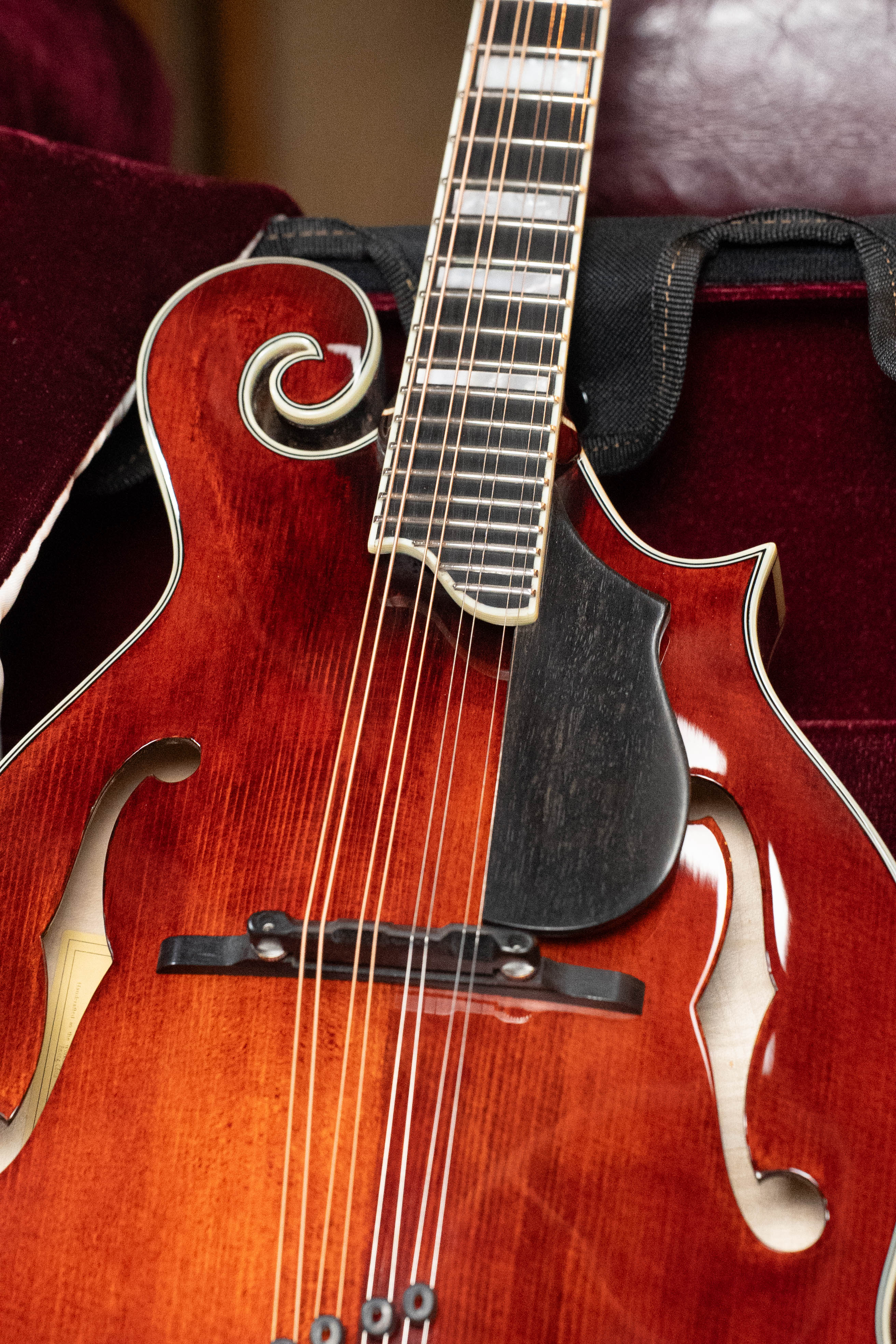 Eastman MD615 Spruce/Maple F-Style Mandolin w/K&K Pickup #3721