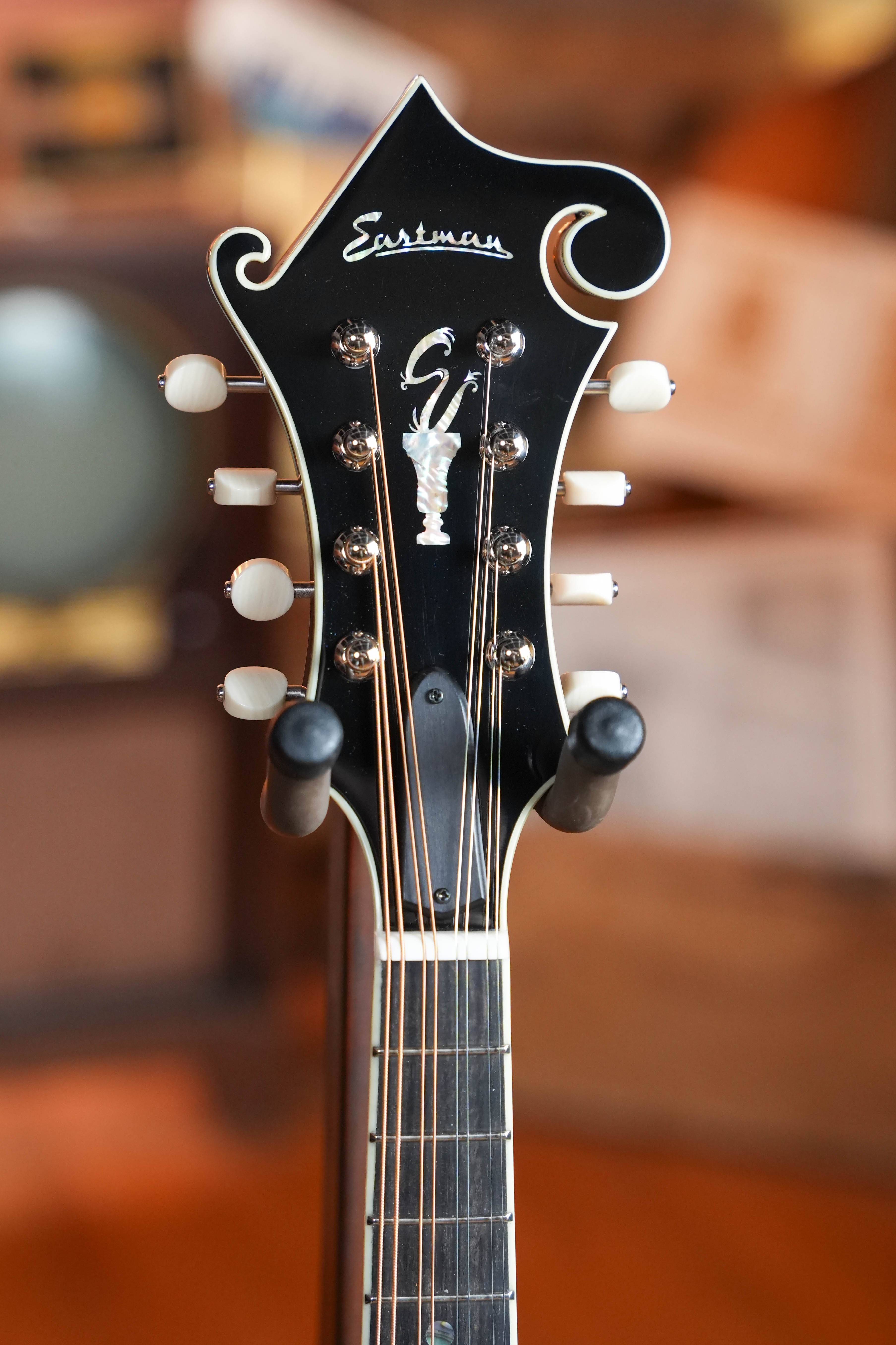 Eastman MD815-SB Adirondack/Flamed Maple Sunburst F-Style Mandolin #5435