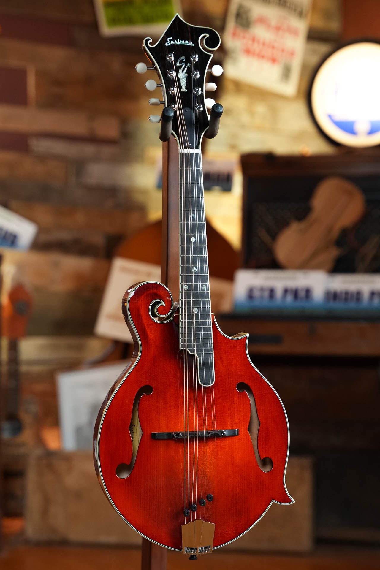 Eastman MD815 Adirondack Spruce/Flamed Maple F-Style Mandolin #5374