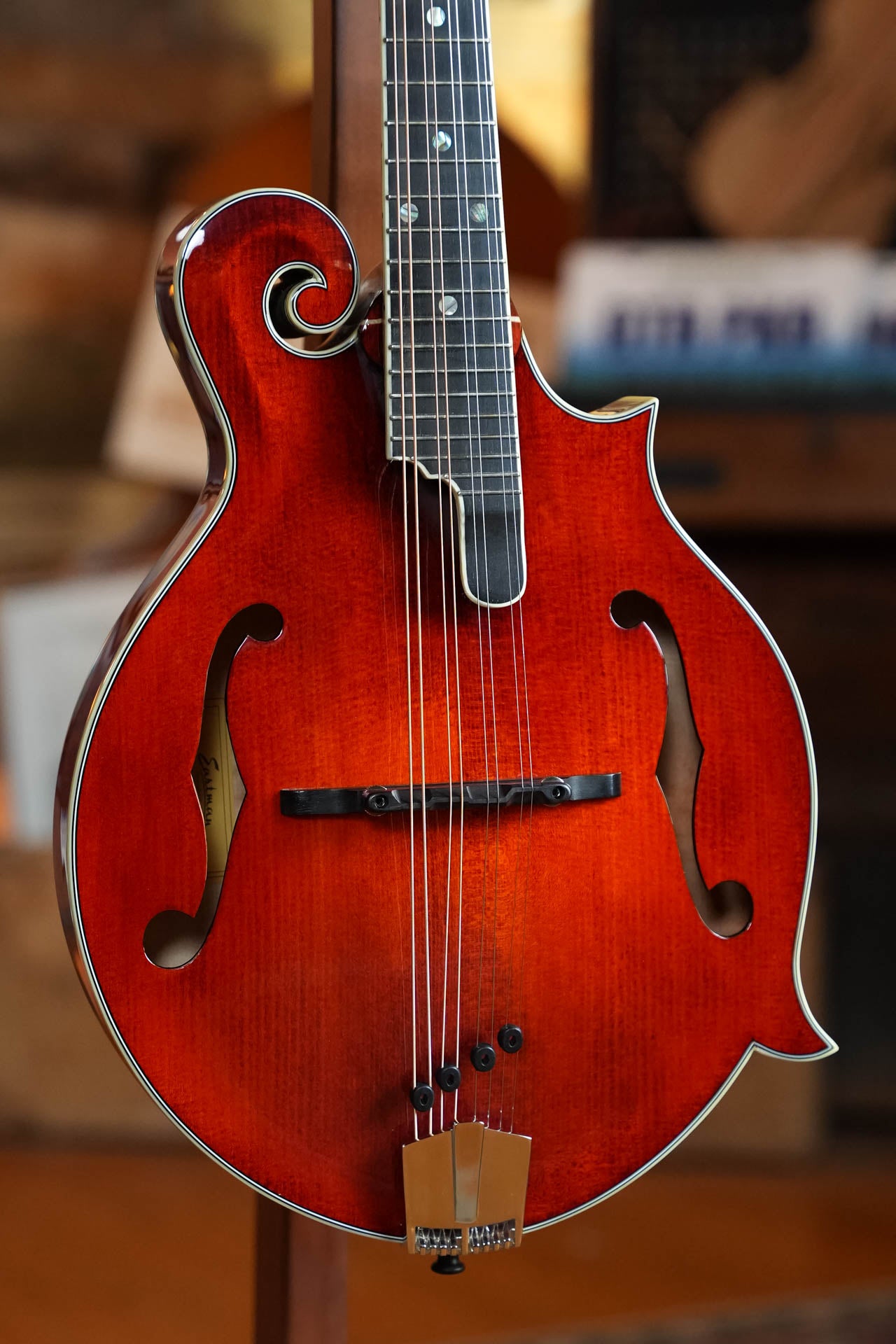 Eastman MD815 Adirondack Spruce/Flamed Maple F-Style Mandolin #5374