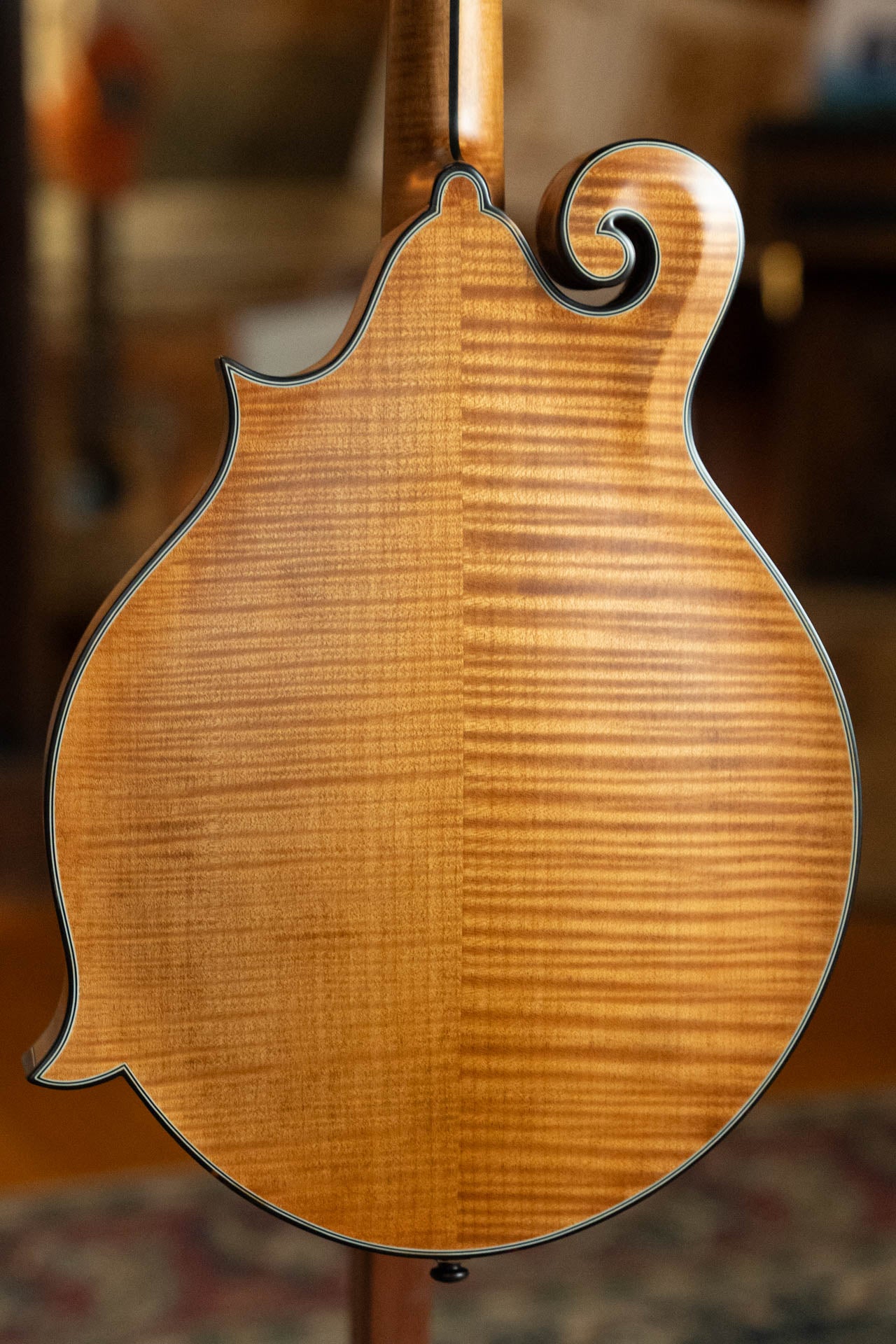 Eastman MD915-BD Adirondack/Flamed Maple Blonde F-style Mandolin #5819